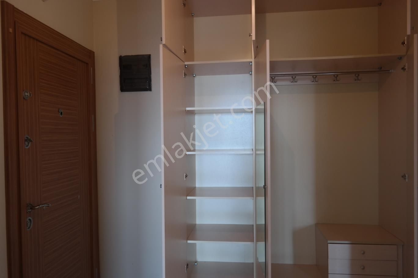 Küçükçekmece Halkalı Toki Atakent Fulya Tadilatlı Satılık Daire - Görsel 18