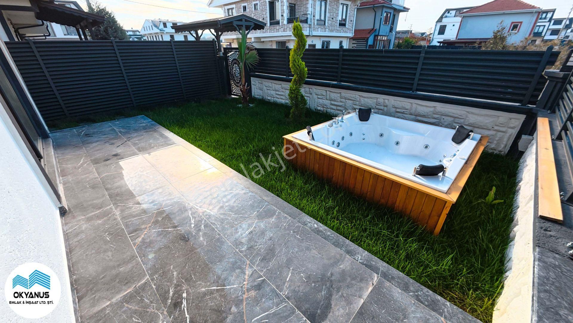 Kocaalide Müstakil Bahçeli Jakuzili Şık Villa Okyanustan - Görsel 14