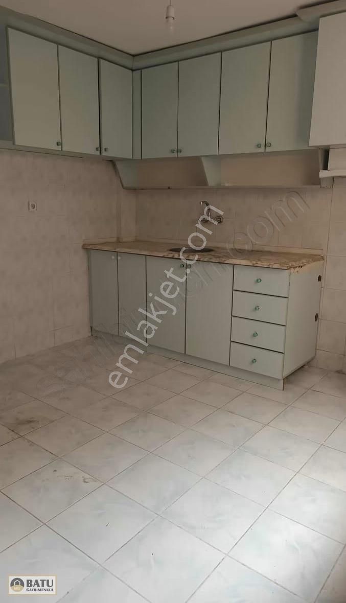 Bornova Kızılay Mahallesi Fırsat 2+1daire - Görsel 2