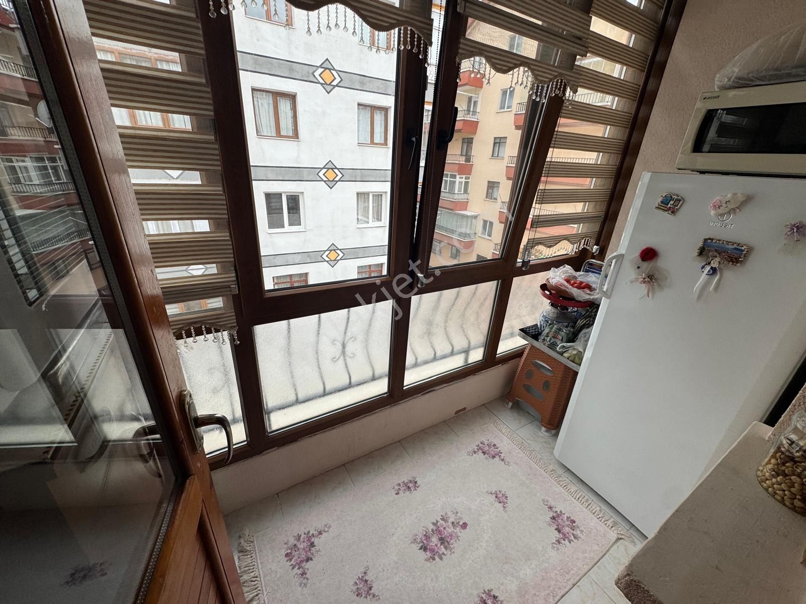 Kuşcağız Mahallesi'nde Katta Yapılı 3+1