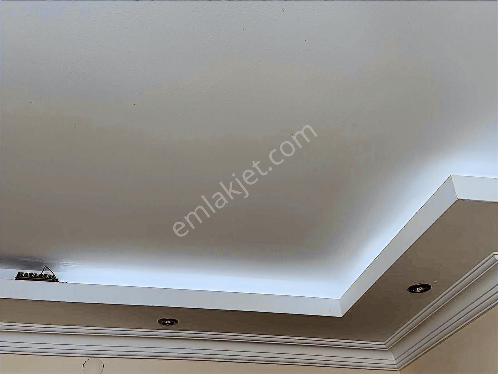 Manzaralı Çift Balkonlu 3+1 Uçaklı Park Mevkıı Geniş Daire - Görsel 18