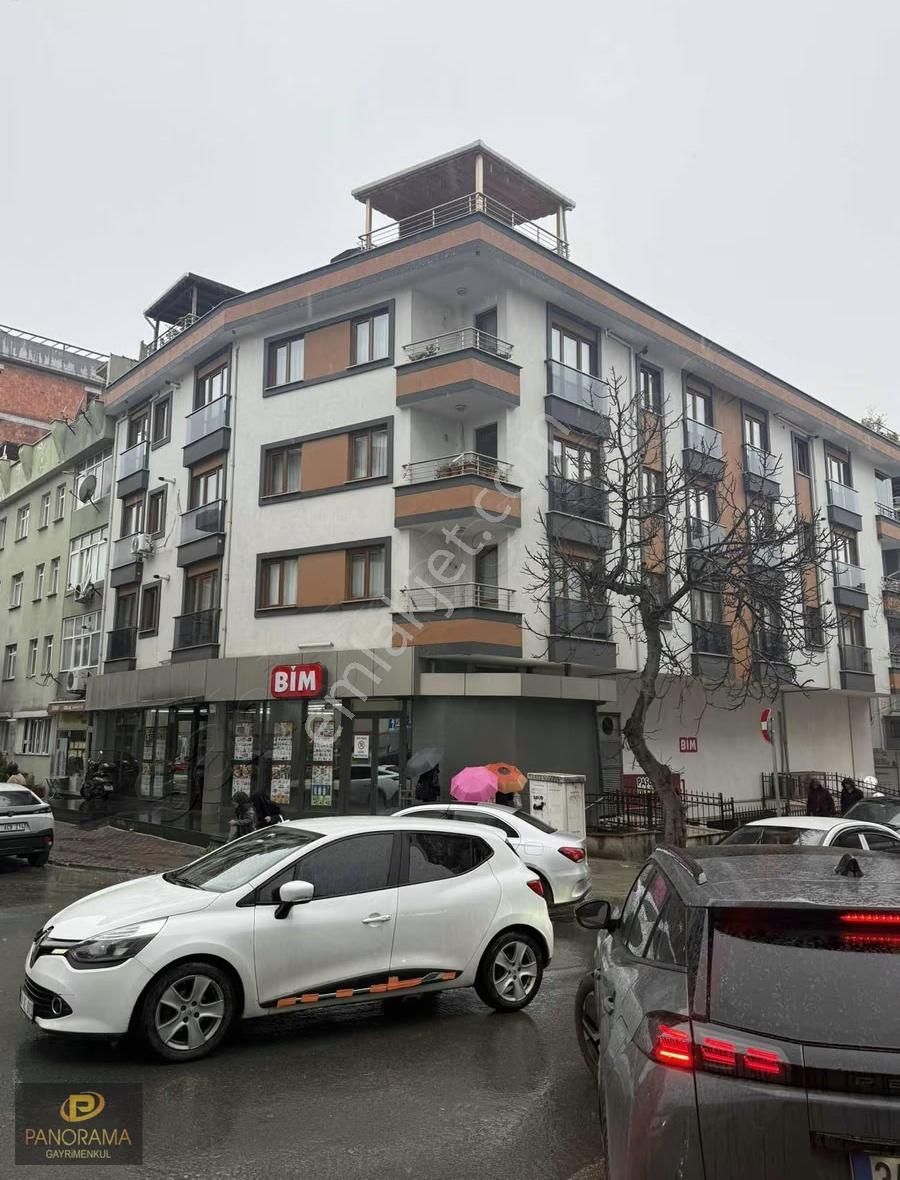 Ümraniye Çarşı Metro Yakını 4+2 190 M2 Dubleks Daire