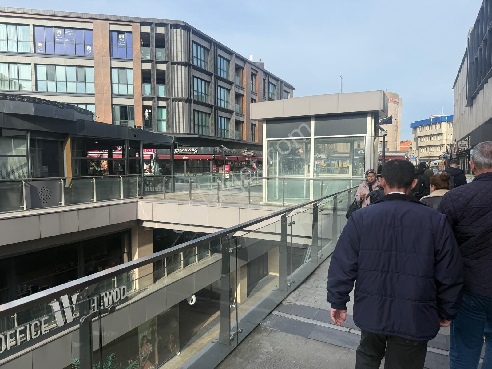 Barış'tan Sefaköy Torkamda Kiralık Dükkan (yaya Trafiği Yoğun ) - Görsel 4