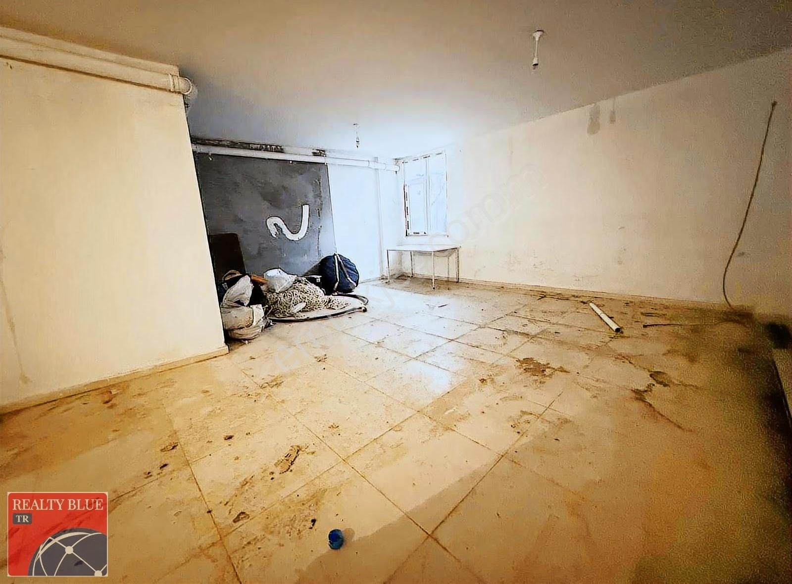 Kiralık Dükkan (190 M2 ) Samandıra Merkez,de - Görsel 2
