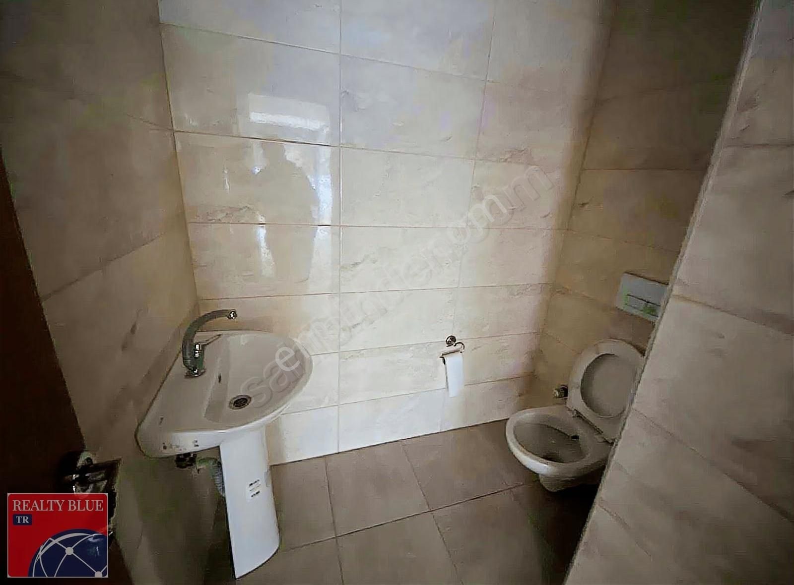 Sultanbeyli Merkez'de Kiralık Dükkan - Görsel 10