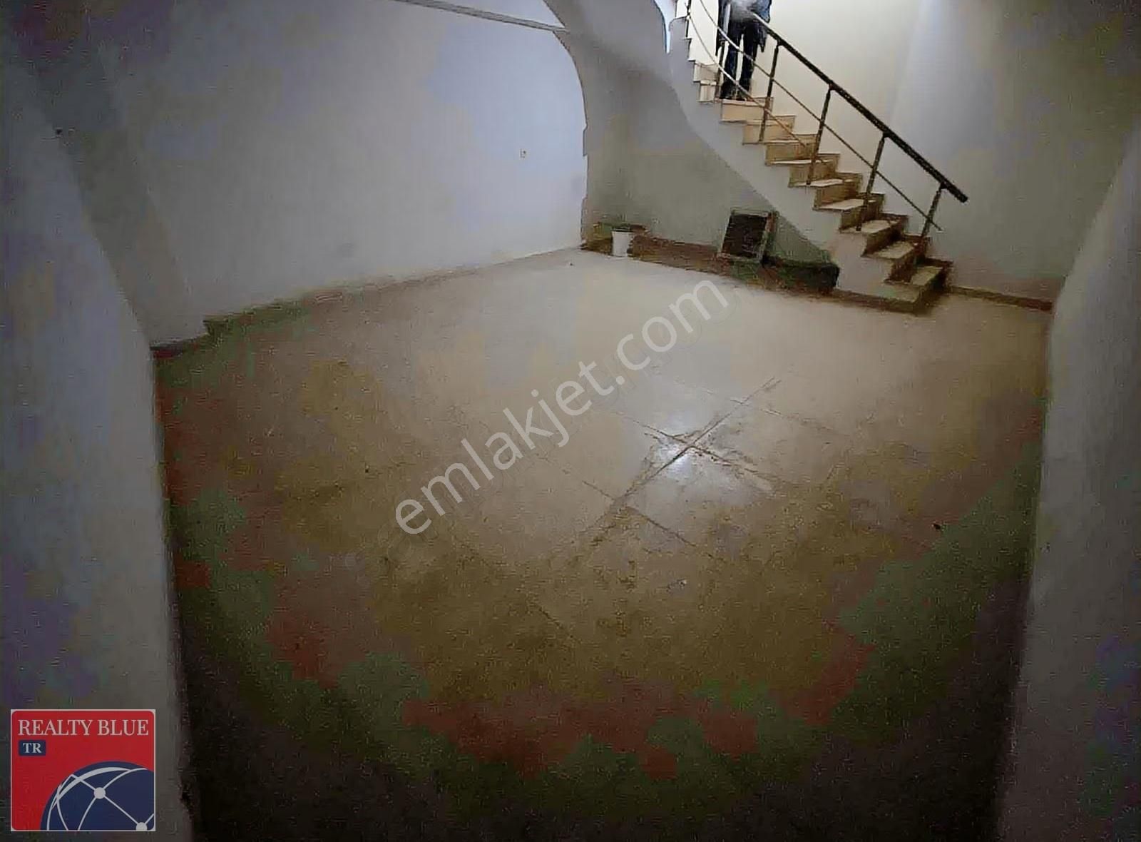 Sultanbeyli Merkez'de Kiralık Dükkan - Görsel 7