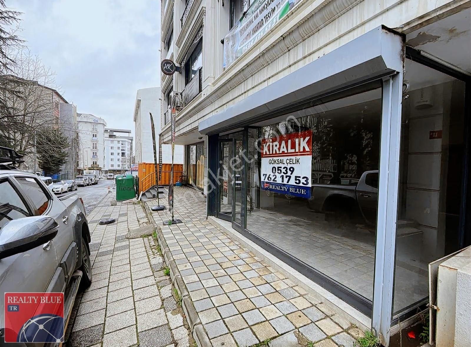 Sultanbeyli Merkez'de Kiralık Dükkan