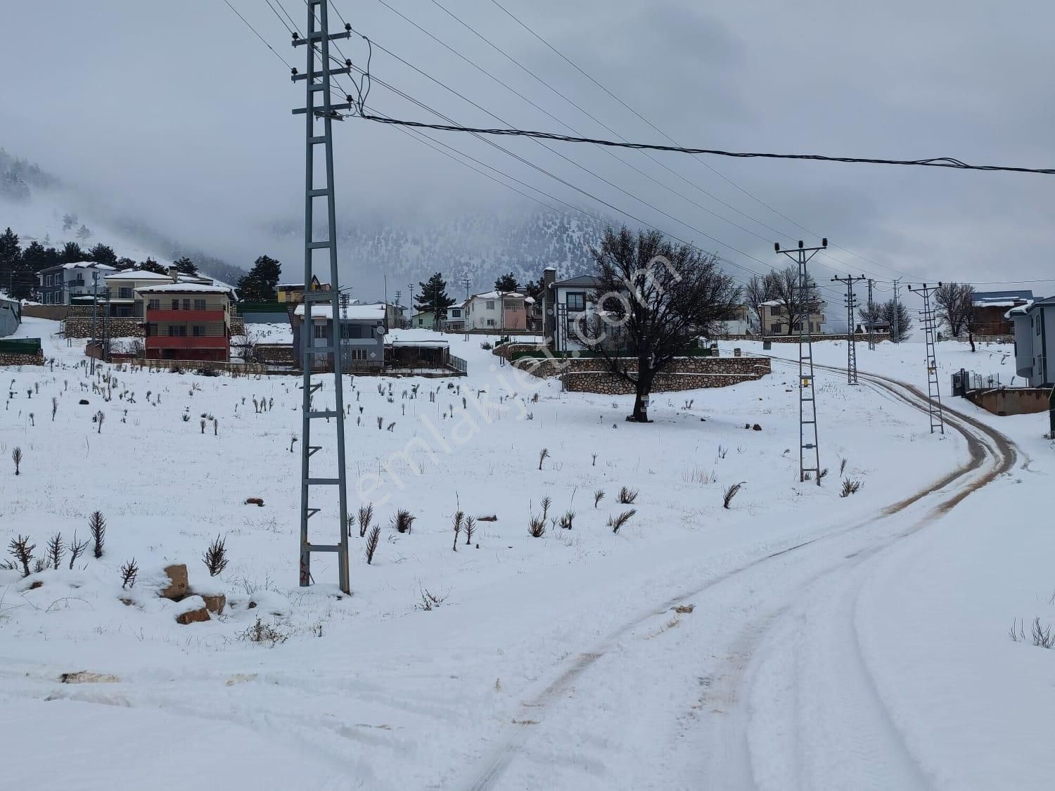 Kar Emlaktan Yeni Konacık Bozkırlı Mevkiinde 400 M2 Satılık Arsa - Görsel 17