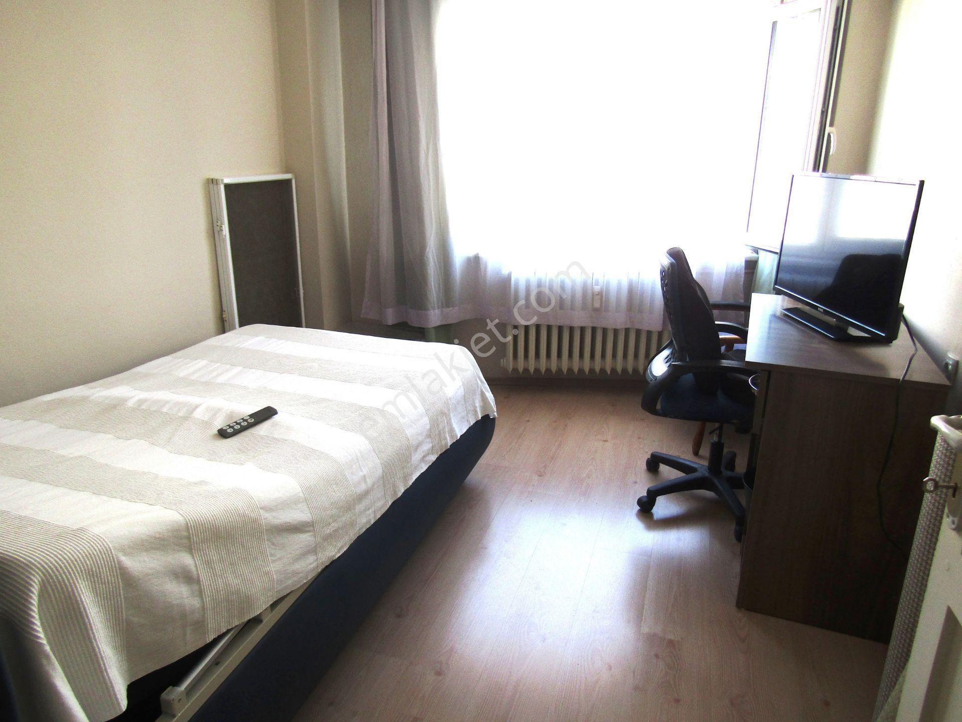 Yıldırım Umurbey Çimencaddesi 3+1 120m2 3.arakat Eşyalı Satılıkdaire 2.600bintl - Görsel 12