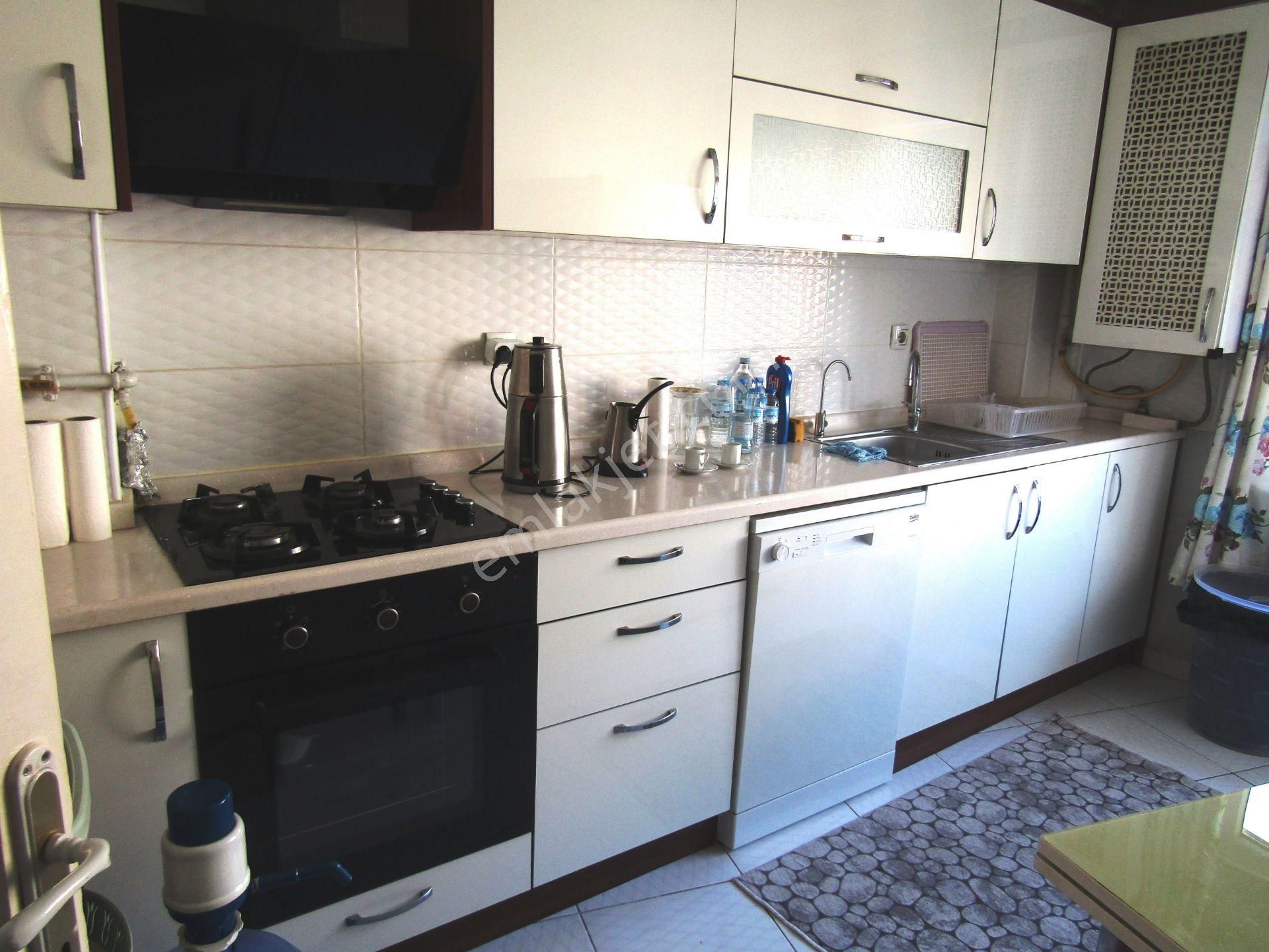 Yıldırım Umurbey Çimencaddesi 3+1 120m2 3.arakat Eşyalı Satılıkdaire 2.600bintl - Görsel 2