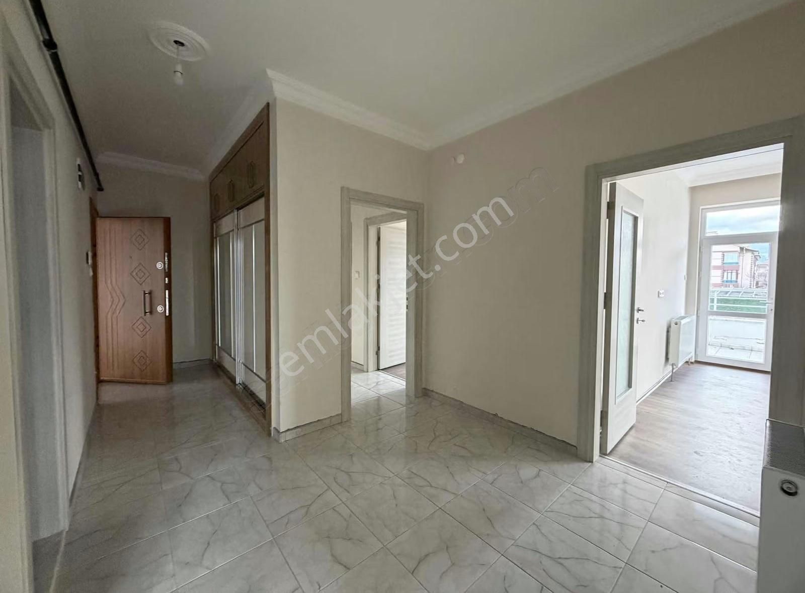 Karaaslan Hadimi Parkı Ve Karaman Yolu Yakını Geniş 3+1 Daire - Görsel 11