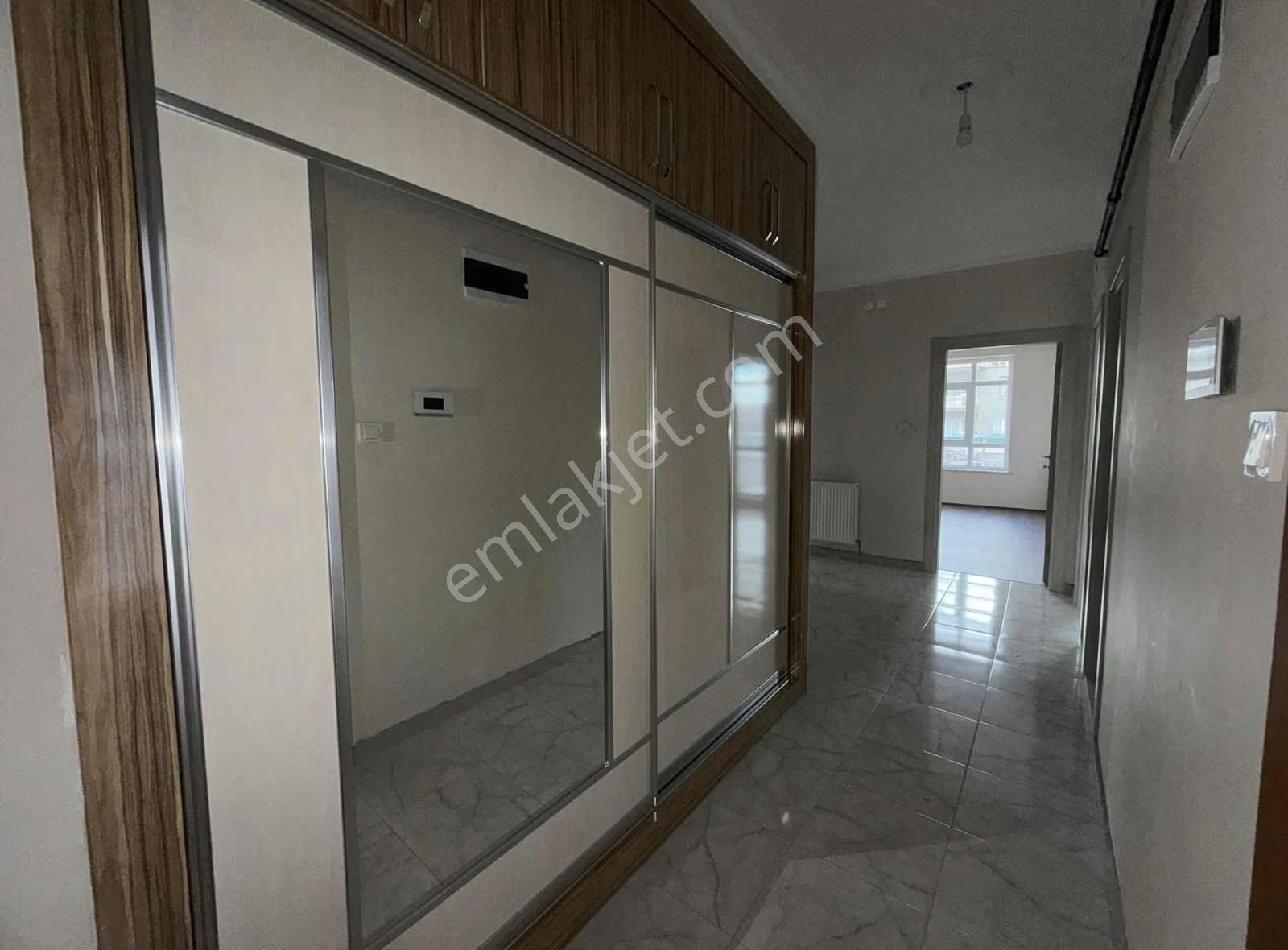 Karaaslan Hadimi Parkı Ve Karaman Yolu Yakını Geniş 3+1 Daire - Görsel 12