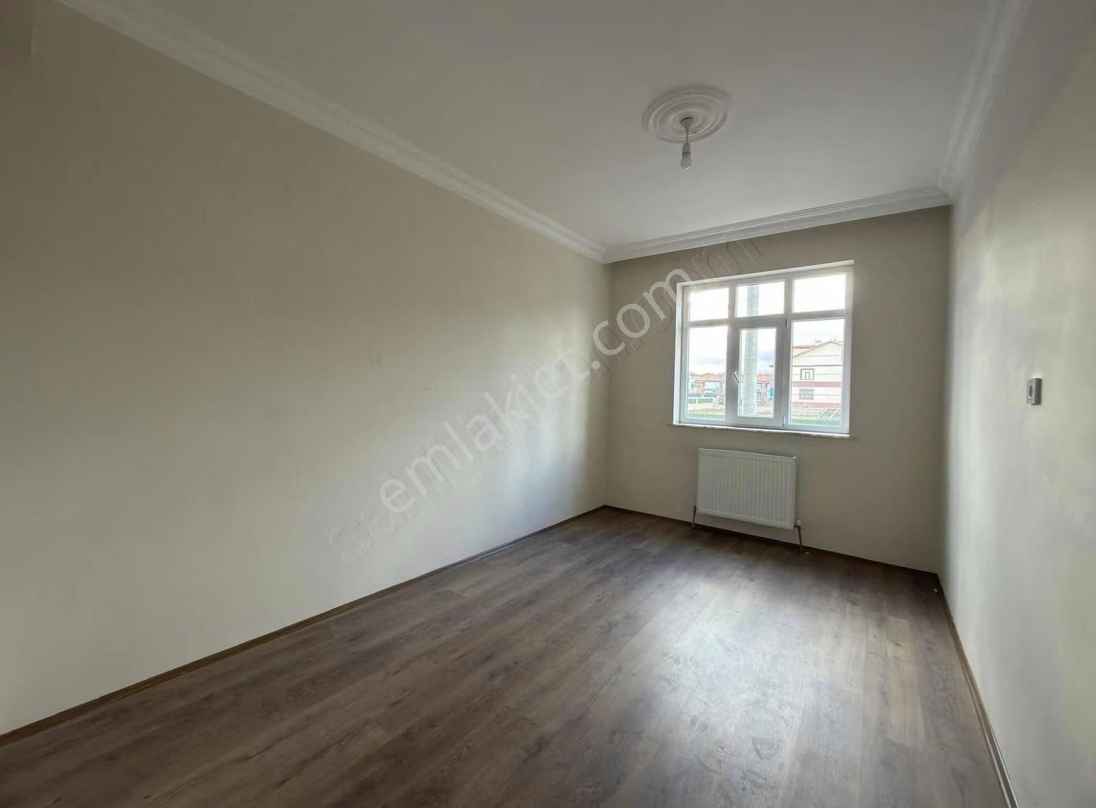 Karaaslan Hadimi Parkı Ve Karaman Yolu Yakını Geniş 3+1 Daire - Görsel 16