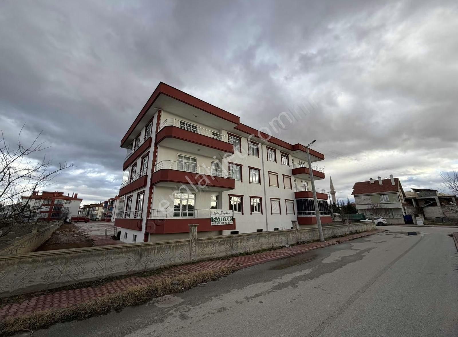 Karaaslan Hadimi Parkı Ve Karaman Yolu Yakını Geniş 3+1 Daire - Görsel 10