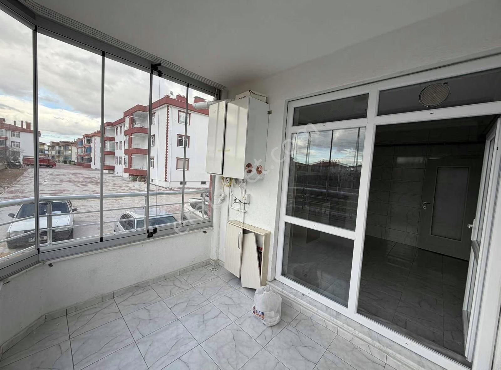 Karaaslan Hadimi Parkı Ve Karaman Yolu Yakını Geniş 3+1 Daire - Görsel 5