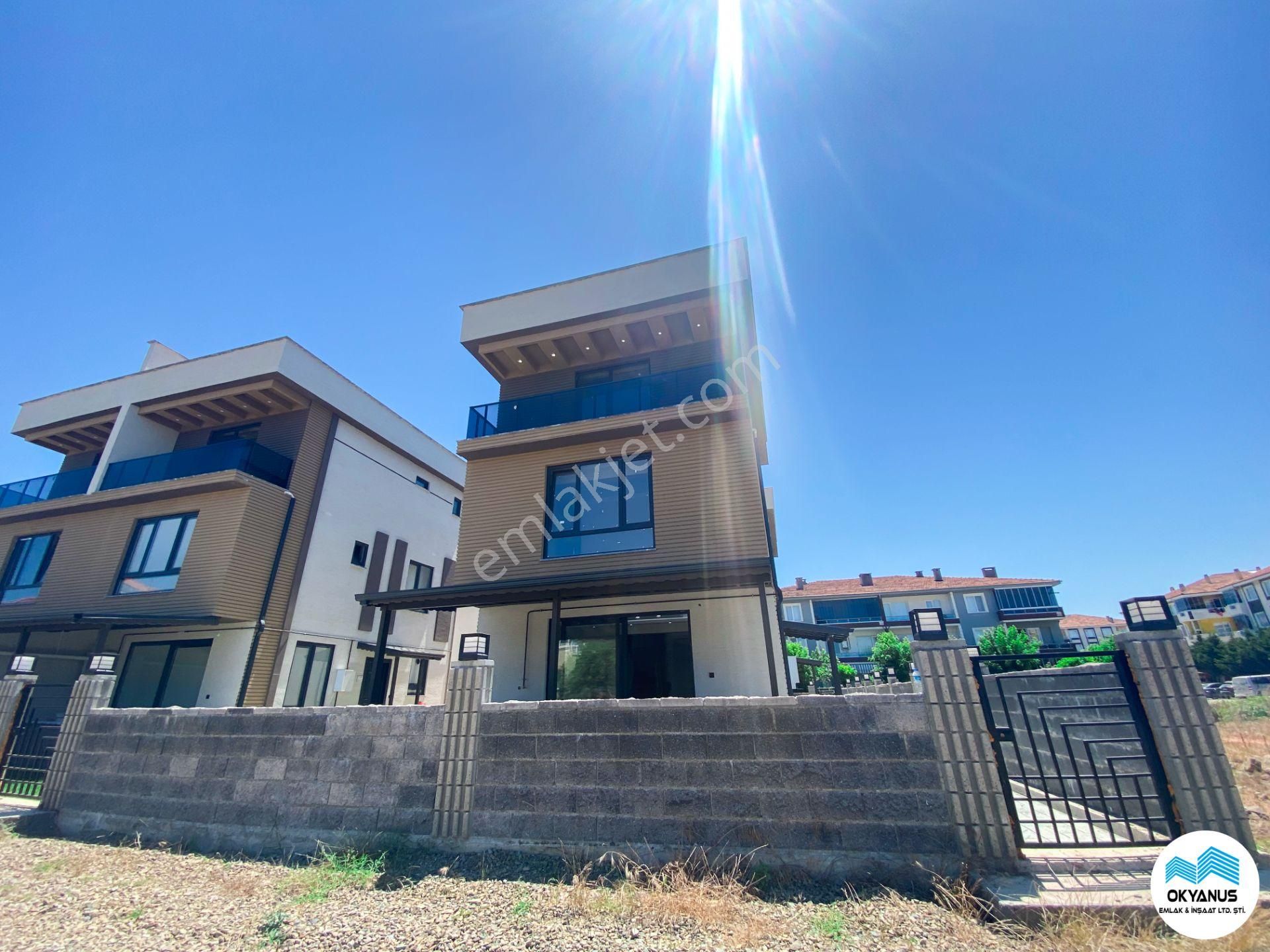 Sakarya Karasu'da Denize Yakın Havuzlu Site İçerisinde 3+1 Villa!!! - Görsel 34