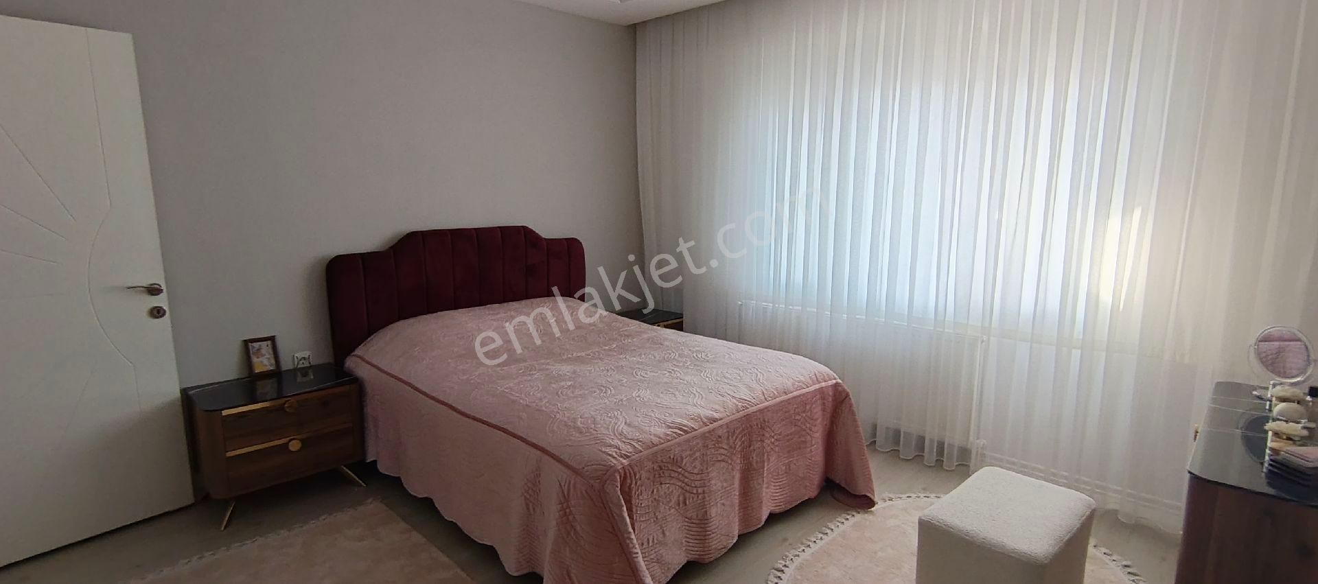 Muratbey Mah. Havuzlu Site Geniş 2+1 - Görsel 26