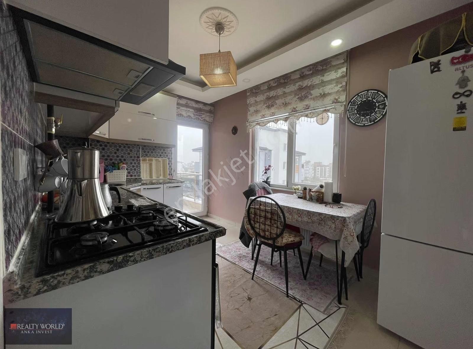 Realty World Anka'dan Yeniköy Merkezde Doğalgazlı Kapalı Mutfak - Görsel 16