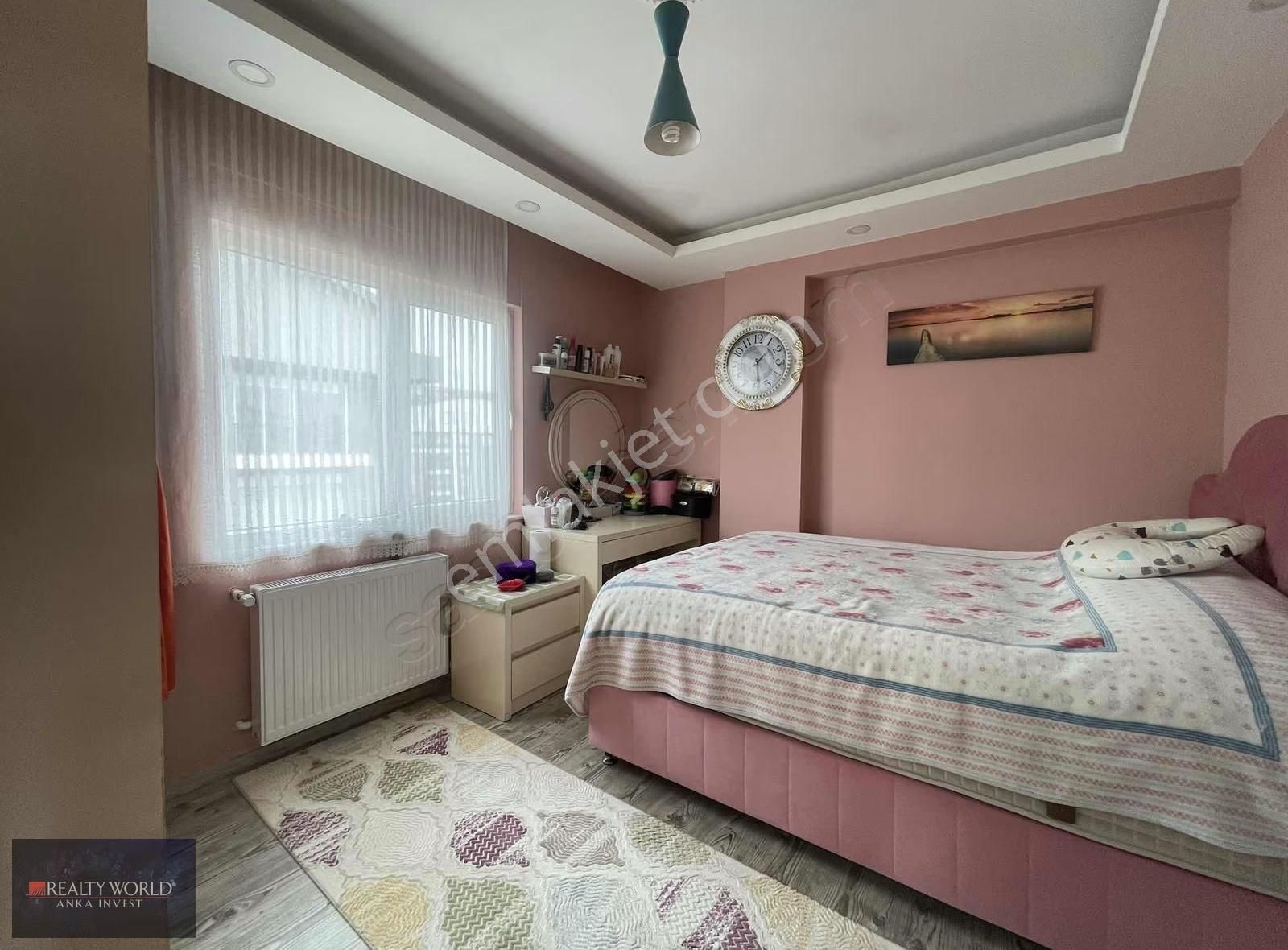 Realty World Anka'dan Yeniköy Merkezde Doğalgazlı Kapalı Mutfak - Görsel 2