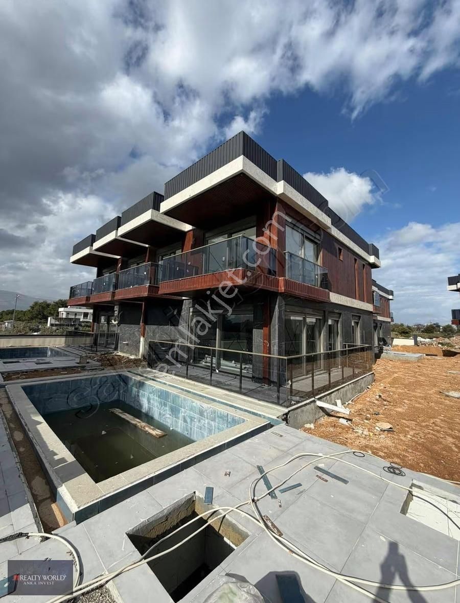 Rw Ankadan Toplum Kolejine 2 Km Mesafede Satılık 4+1 Villa - Görsel 20