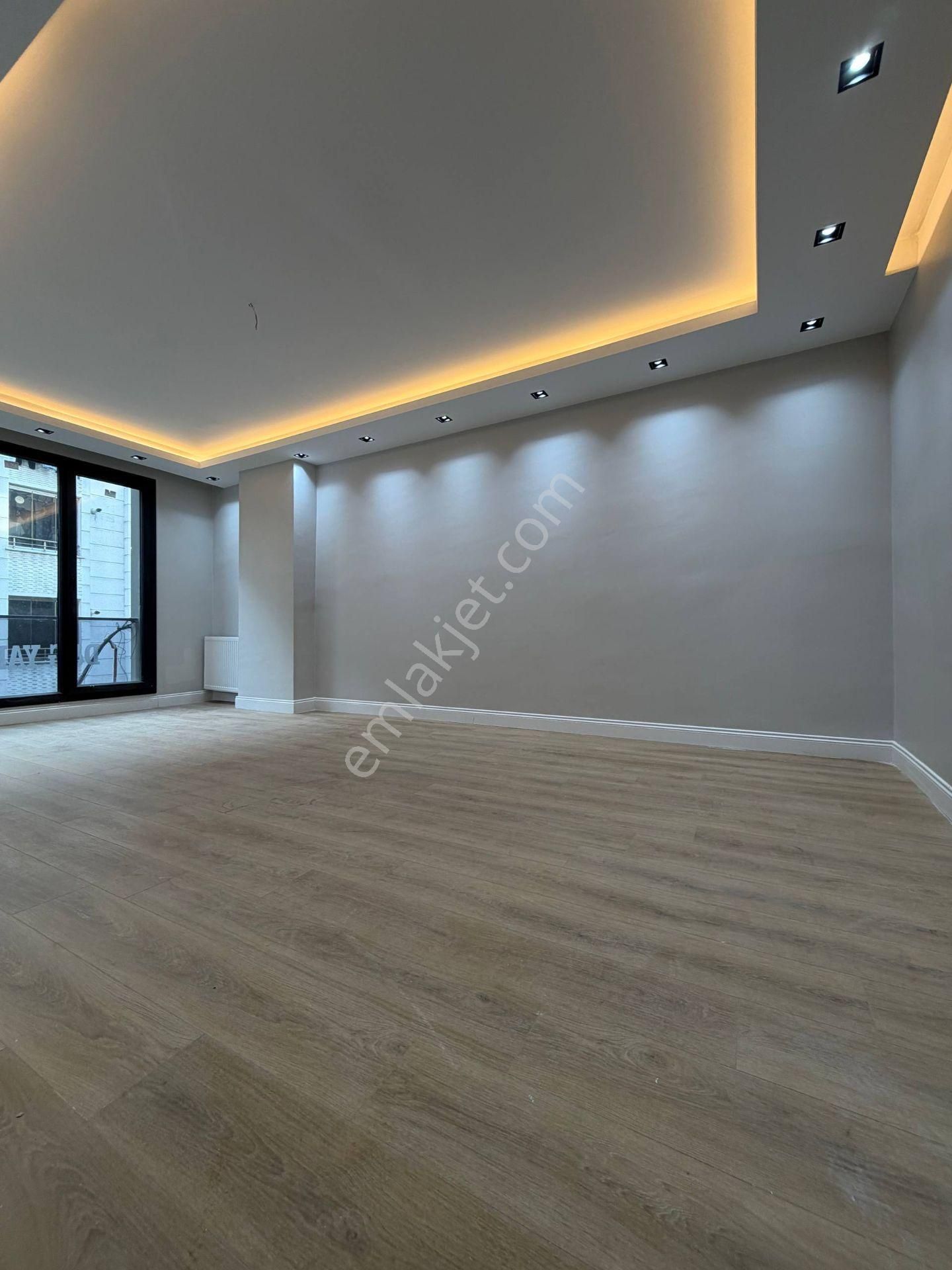 Esenyurt Örnek Mahallesi Kuzuyolu Caddesi 2+1 90 M² Kiralık Boş Sıfır Daire Full Dekorlu Balkonlu - Görsel 2