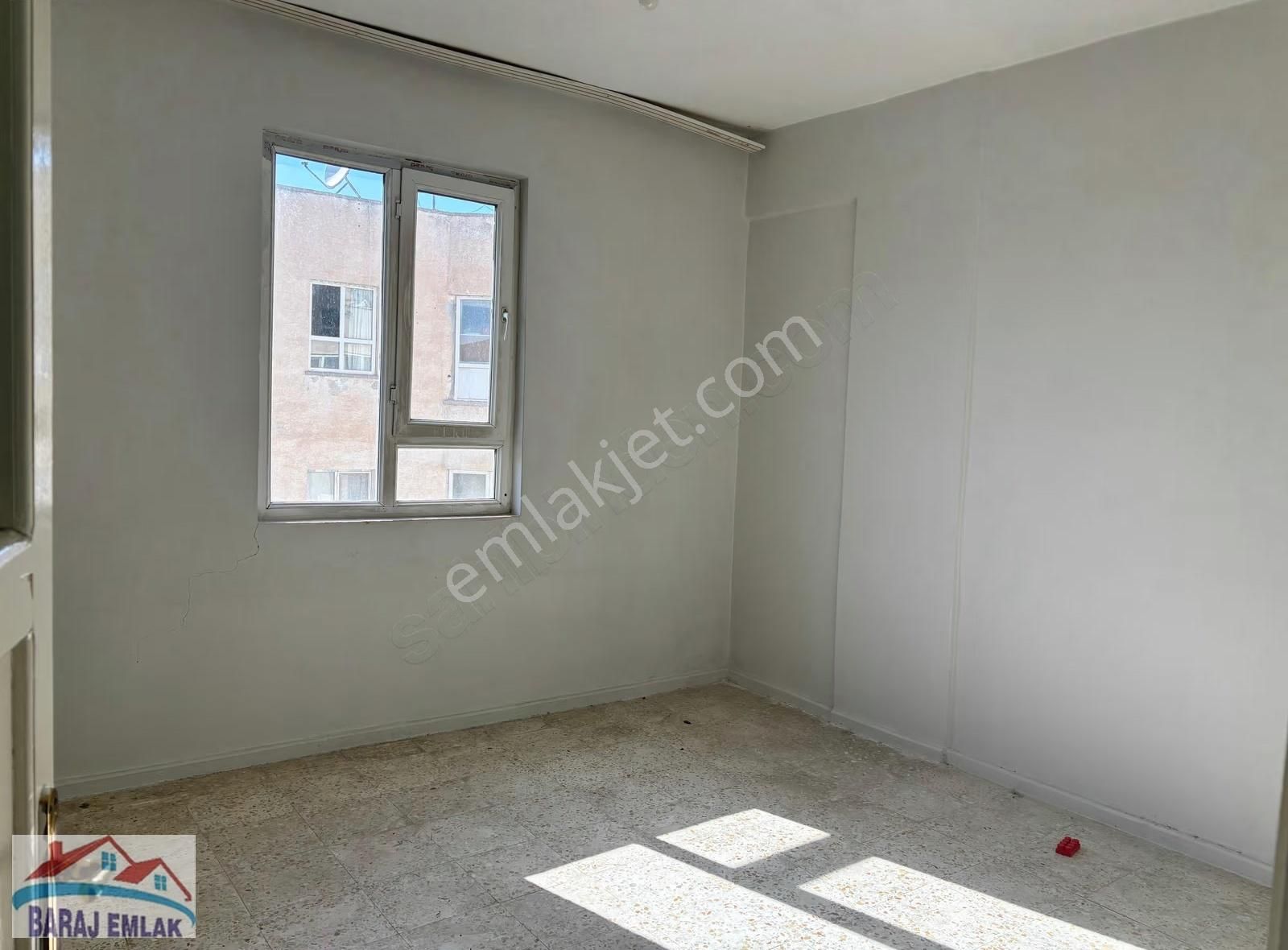 Baraj Emlak Şanmed Hastanesi Karşısı Kiralık Daire - Görsel 12