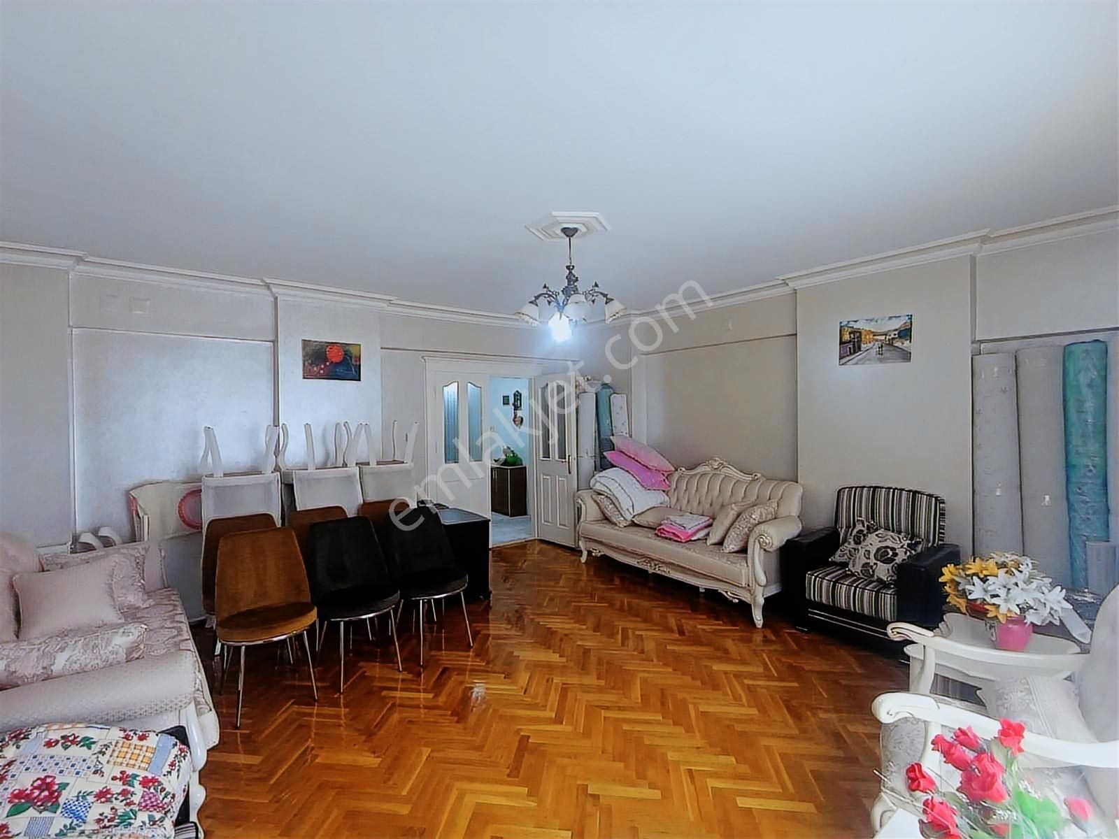 Ymz Den Karataş Merkezde 3+1 Satlik Daire