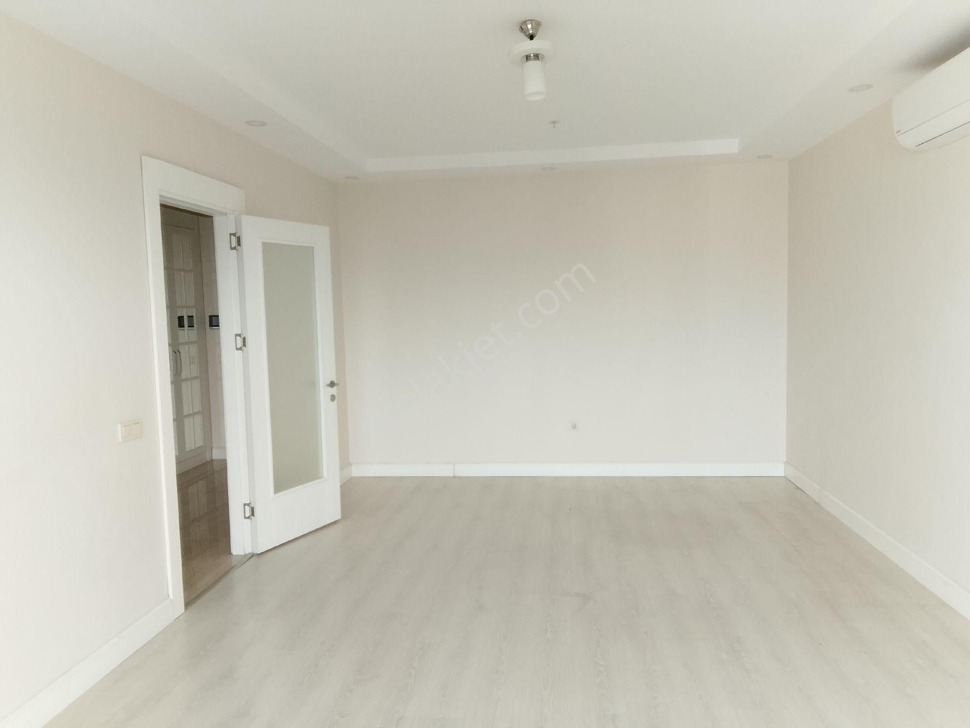 Beylıkduzu Kıralık 2+1 Ofıs Buro Klımalı Balkonlu - 35.000 - Görsel 6