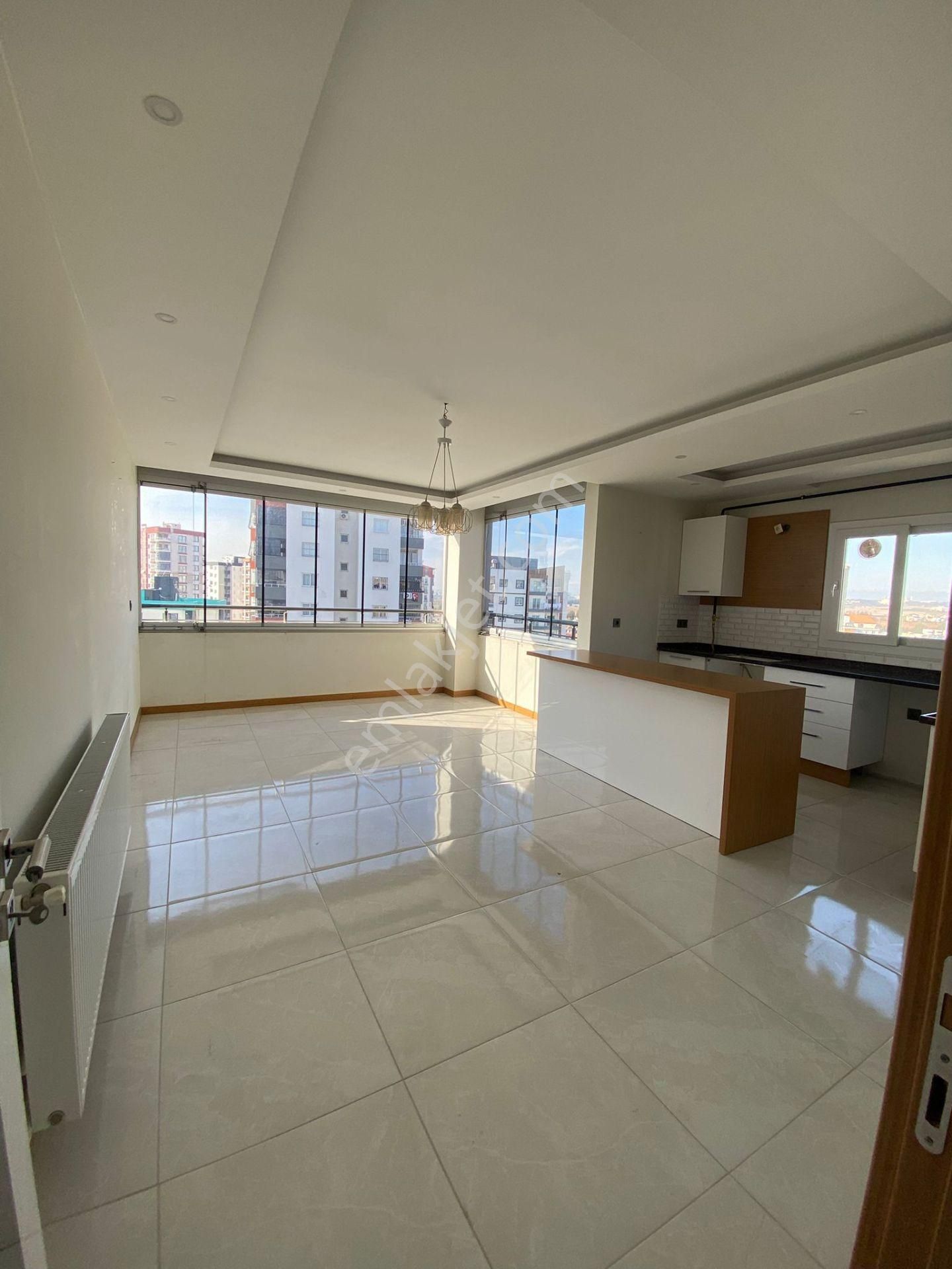 Adana Sarıçam Belediyesi Yanında 4+1 Geniş Doğalgazlı Kombili Parkeli Kiralık Fırsat Daire - Görsel 3