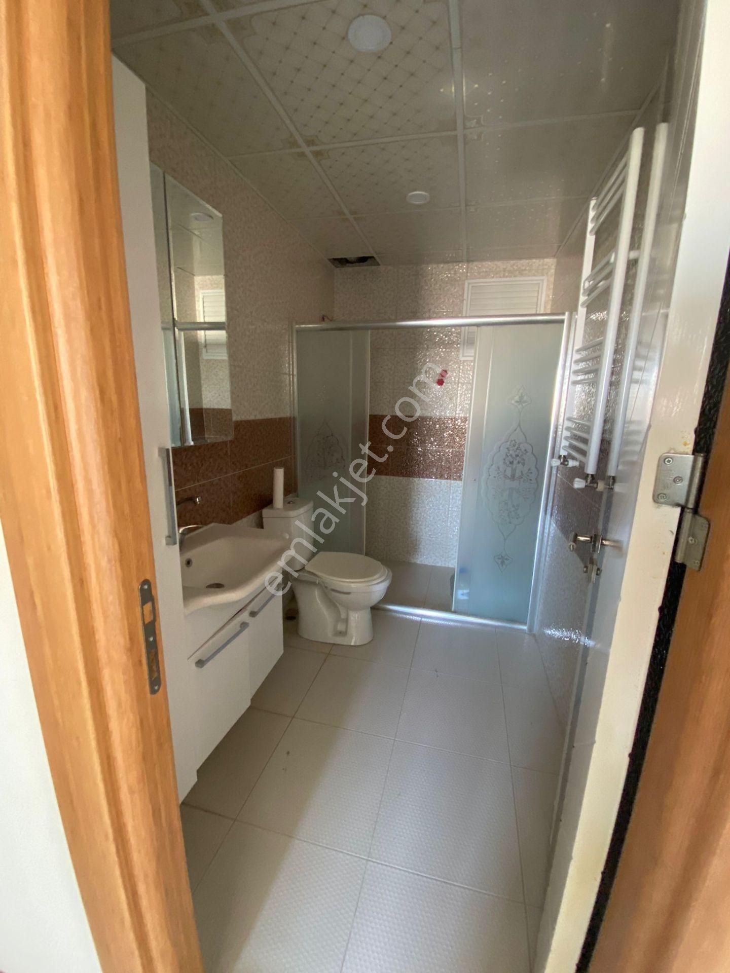Adana Sarıçam Belediyesi Yanında 4+1 Geniş Doğalgazlı Kombili Parkeli Kiralık Fırsat Daire - Görsel 12