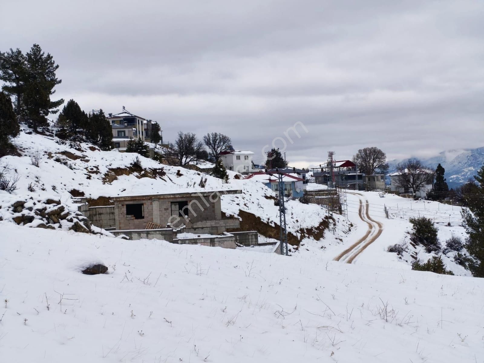 Kar Emlaktan Yeni Konacık Bozkırlı Mevkiinde 400 M2 Satılık Arsa - Görsel 12