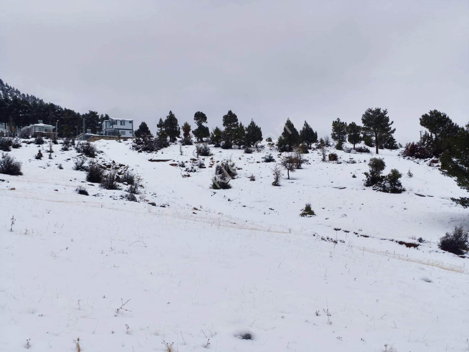 Kar Emlaktan Yeni Konacık Bozkırlı Mevkiinde 400 M2 Satılık Arsa - Görsel 8