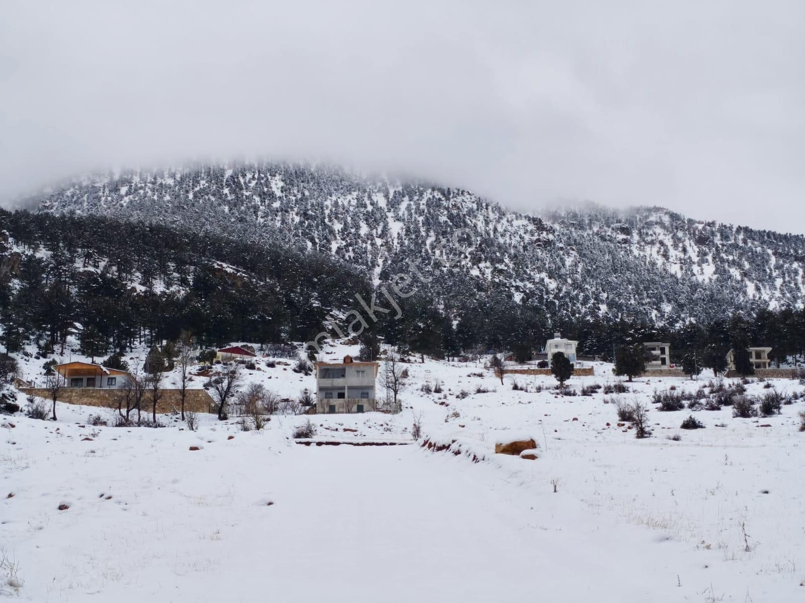 Kar Emlaktan Yeni Konacık Bozkırlı Mevkiinde 400 M2 Satılık Arsa - Görsel 19