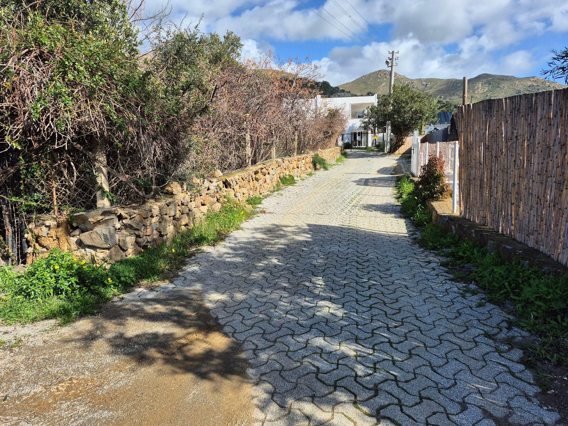 Bodrum Gümüşlük Merkezde Ssatılık130 M2 İmarlı Arazi - Görsel 2