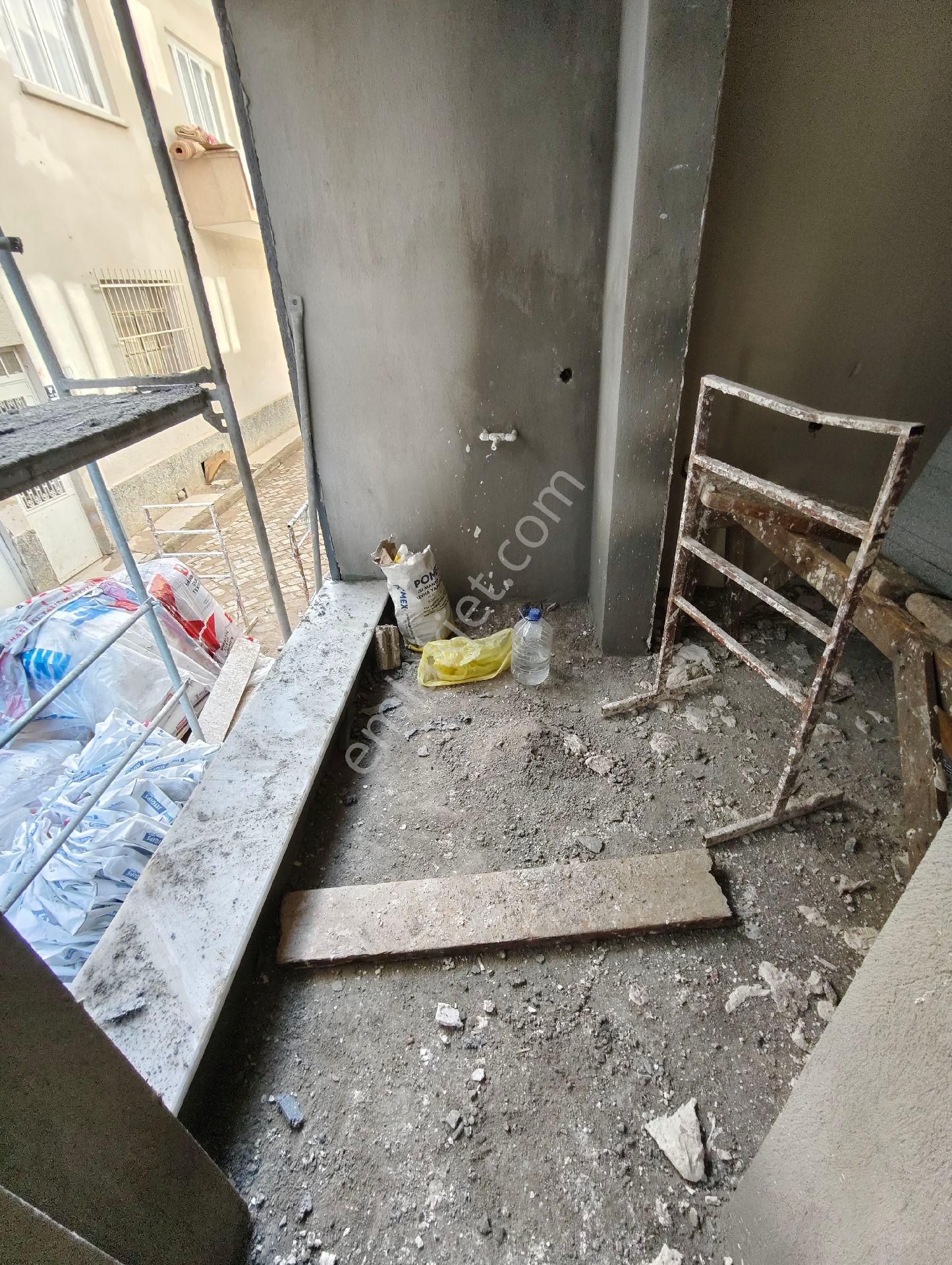 Yenimahalle'de Temelden 1+1 Fırsat Daire - Görsel 4