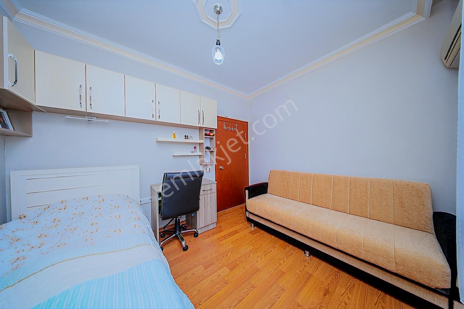Yalı Caddesi Üzerinde Satılık 3+1 Çatı Dubleks Daire - Görsel 17