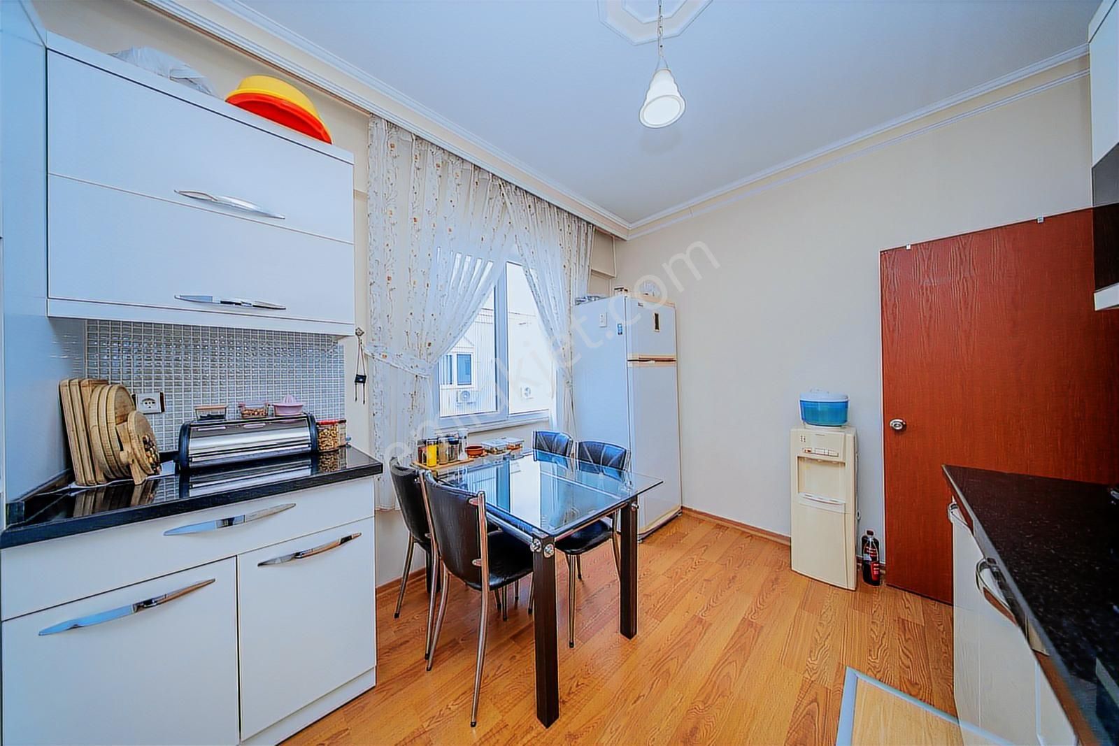 Yalı Caddesi Üzerinde Satılık 3+1 Çatı Dubleks Daire - Görsel 15