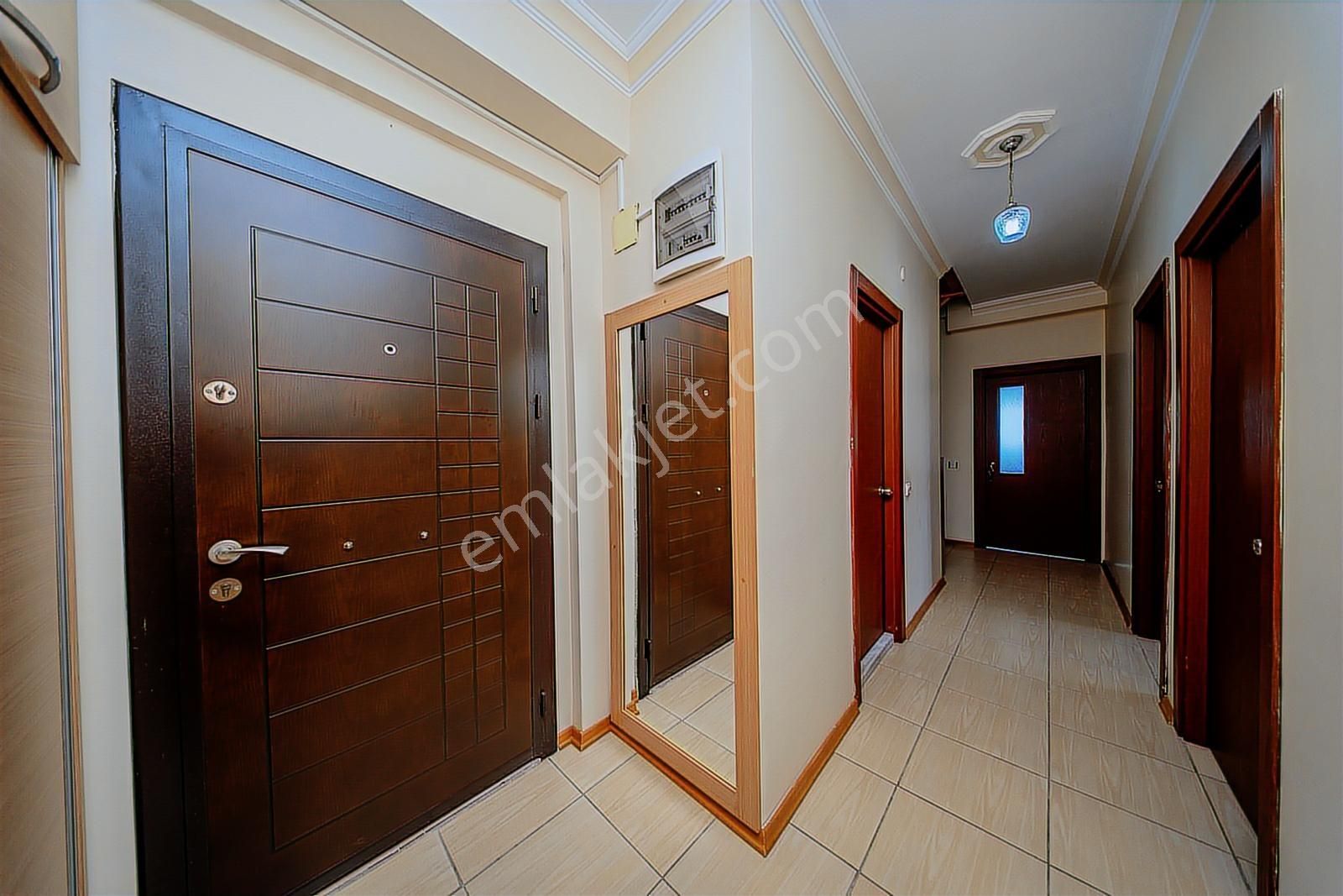 Yalı Caddesi Üzerinde Satılık 3+1 Çatı Dubleks Daire - Görsel 24