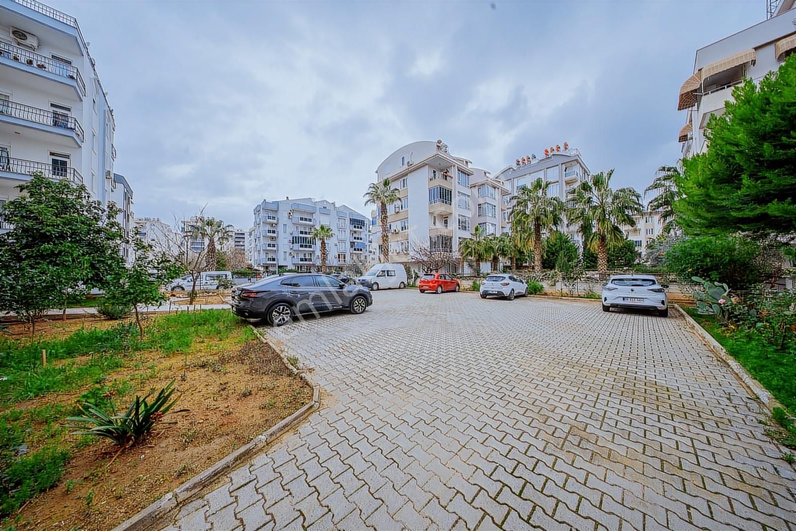 Yalı Caddesi Üzerinde Satılık 3+1 Çatı Dubleks Daire - Görsel 33