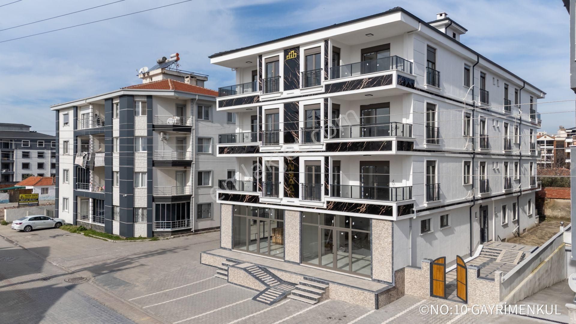 No:10 Gayrimenkul’den | Cadde Üstü 2+1(kapalı Mutfak) Yerden Isıtma + Isı Pompası |otomatik Panjur