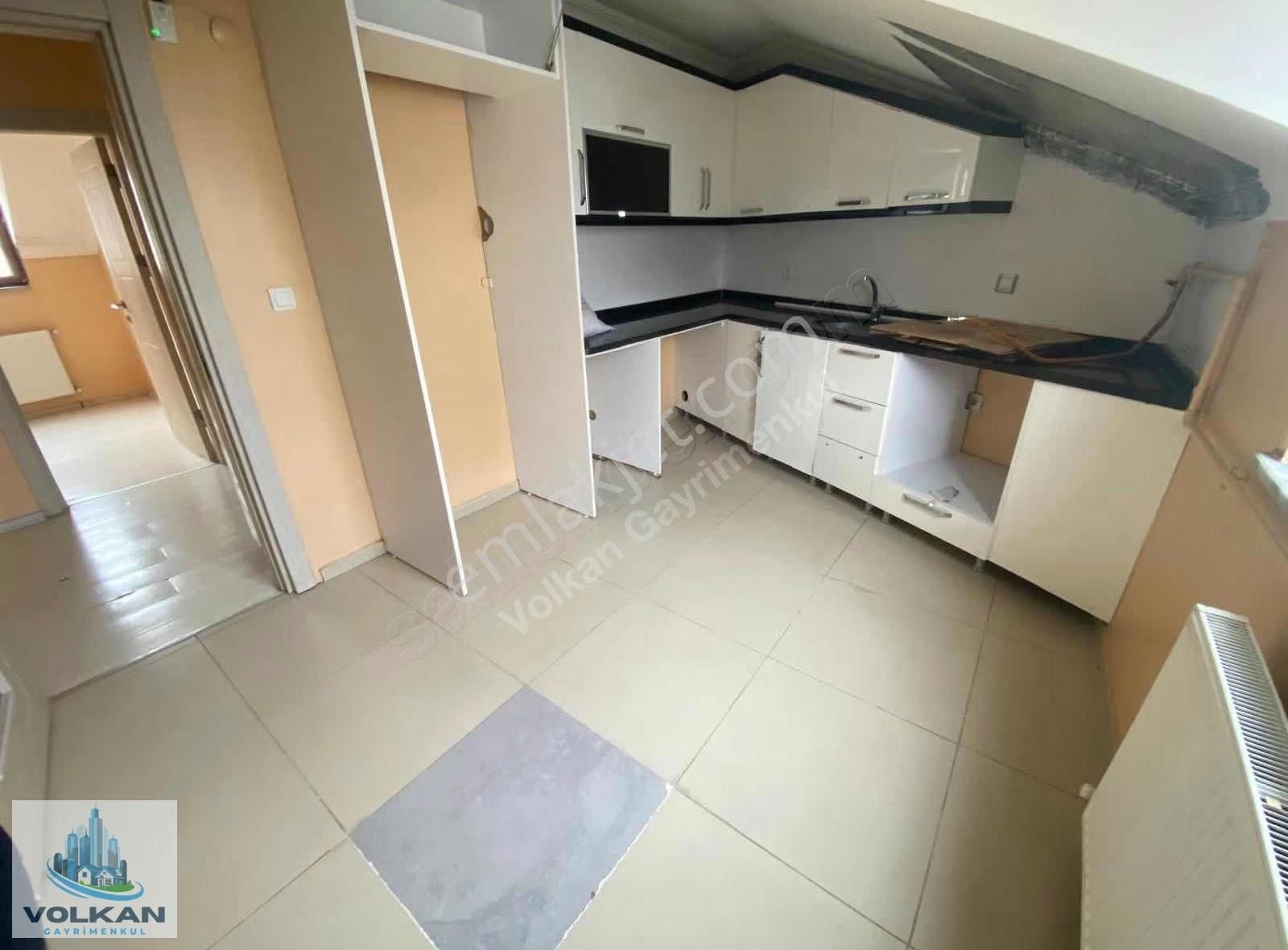 Yunusemre Mah 5 Kat Kiralık 2+1 85m2 Yeni Daire - Görsel 2