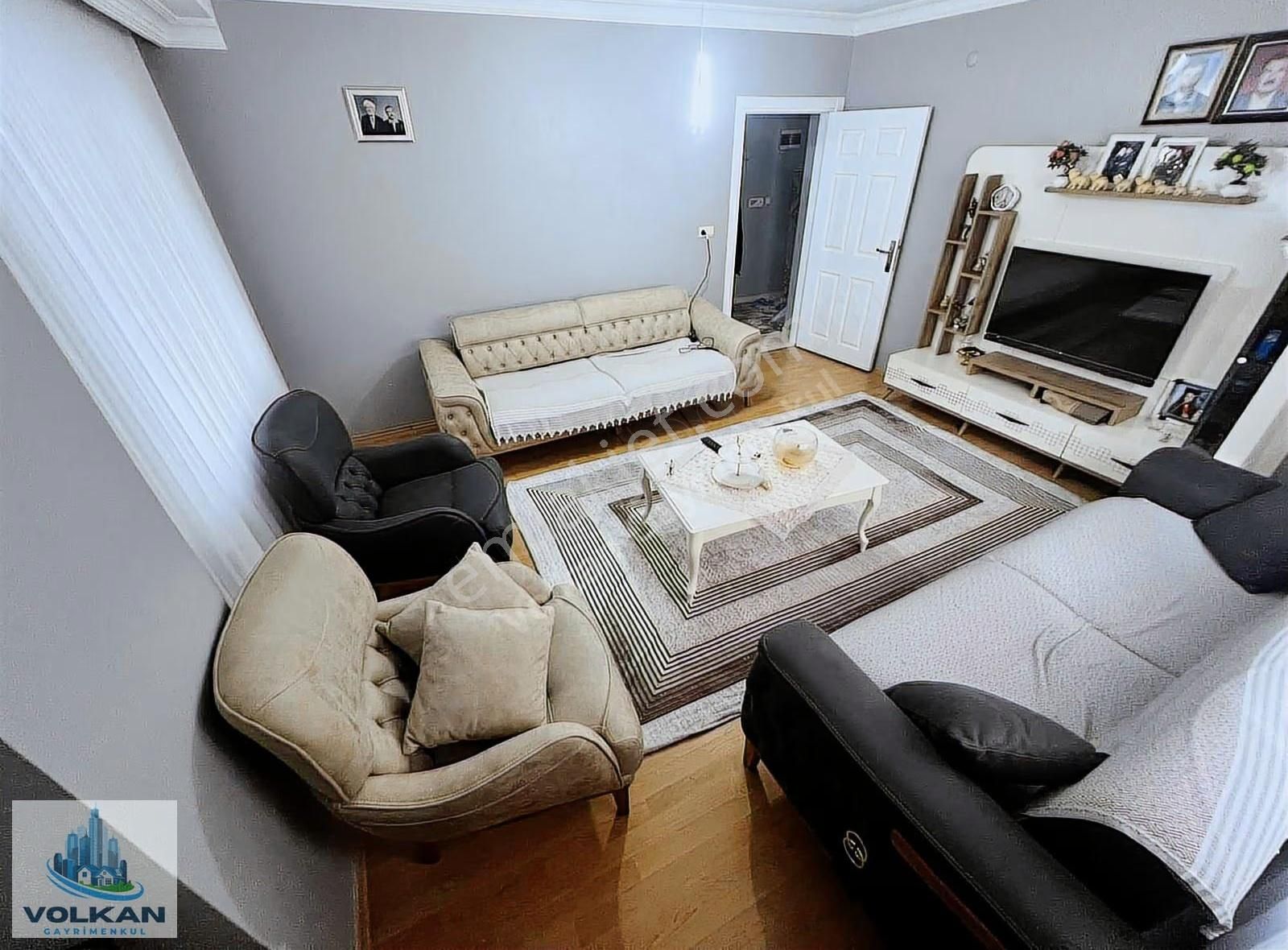 Volkan Gyrmnkl Gazi Mah Satılık Balkonlu Yüksek Giriş Daire