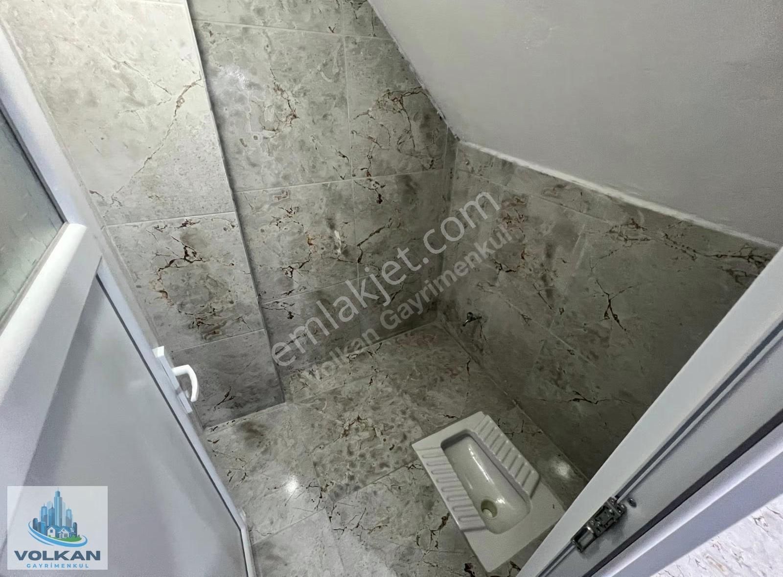 Volkan İnş'tan Uğurmumcu Mah.kiralık Tramvay Dibi 200m2 Dükkan - Görsel 2