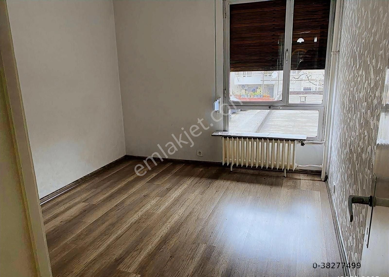 Karşıyaka Sahilde Yalı Dairesi 3+1 Kiralık - Görsel 2