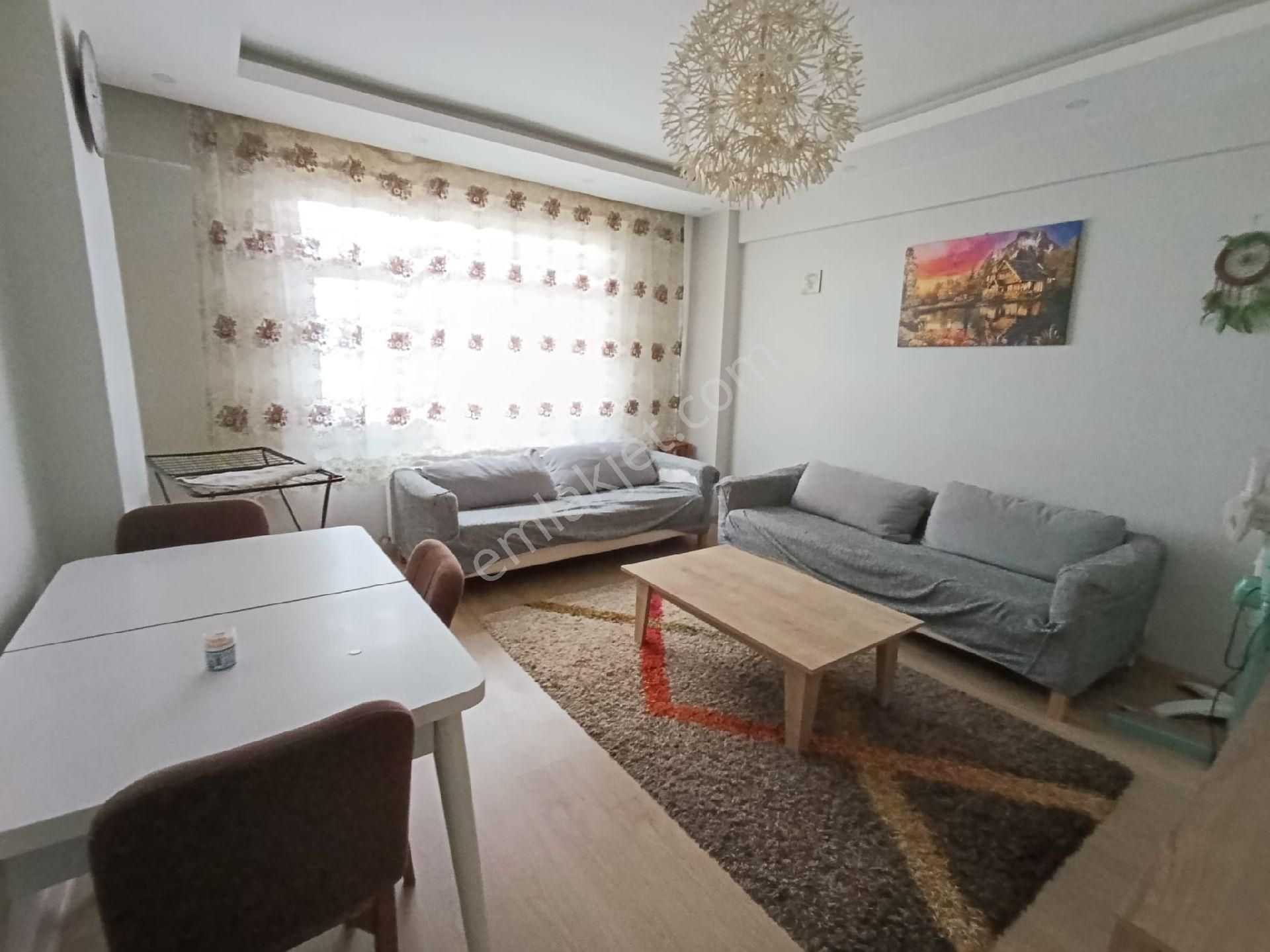Küçükçekmece Kemalpaşa Mah. Satılık Ön Cephe 2+1 Arakat - Görsel 4