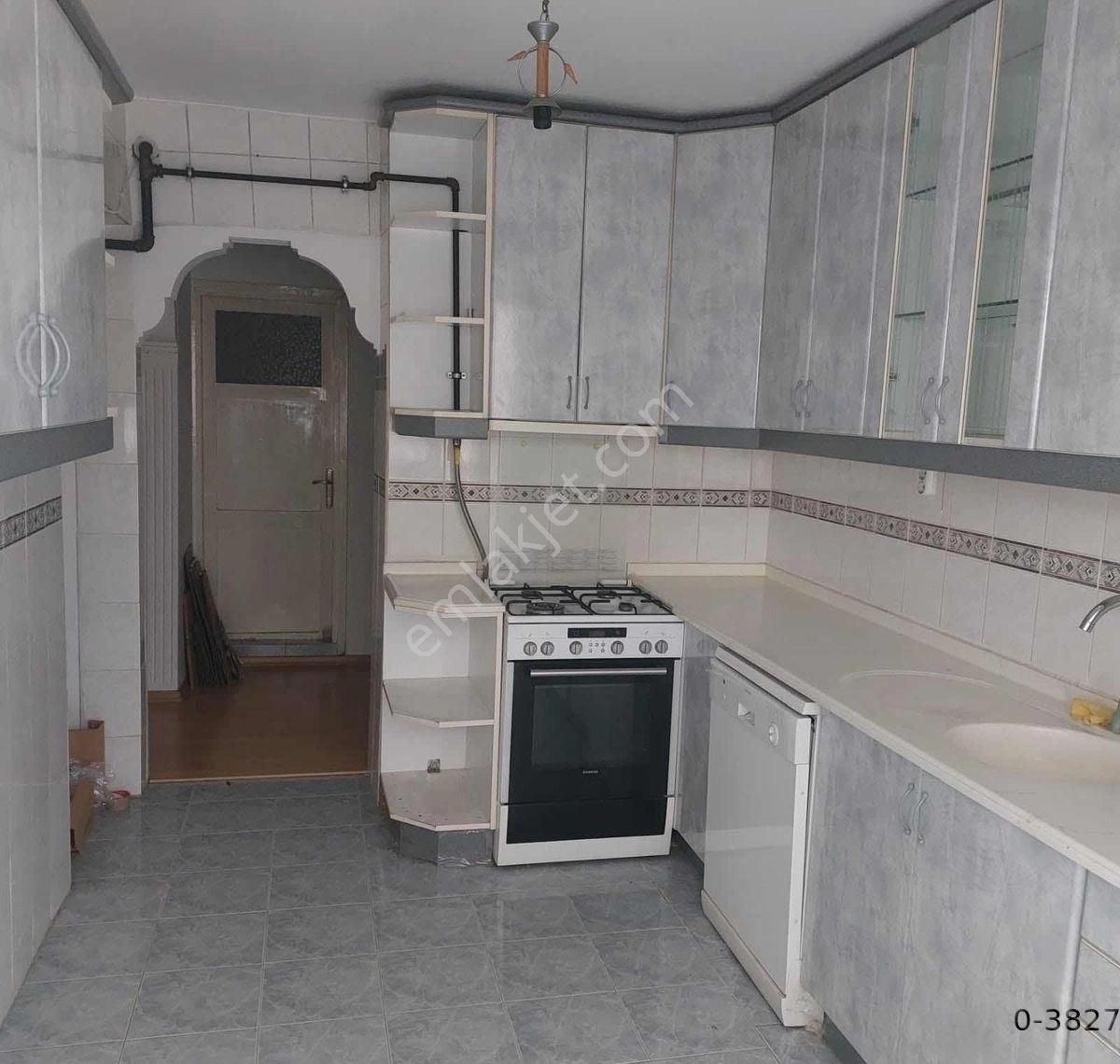 Bahriye Üçok Mah. Vatan Computer'in Karşısında 3+1 Kiralık Daire - Görsel 17