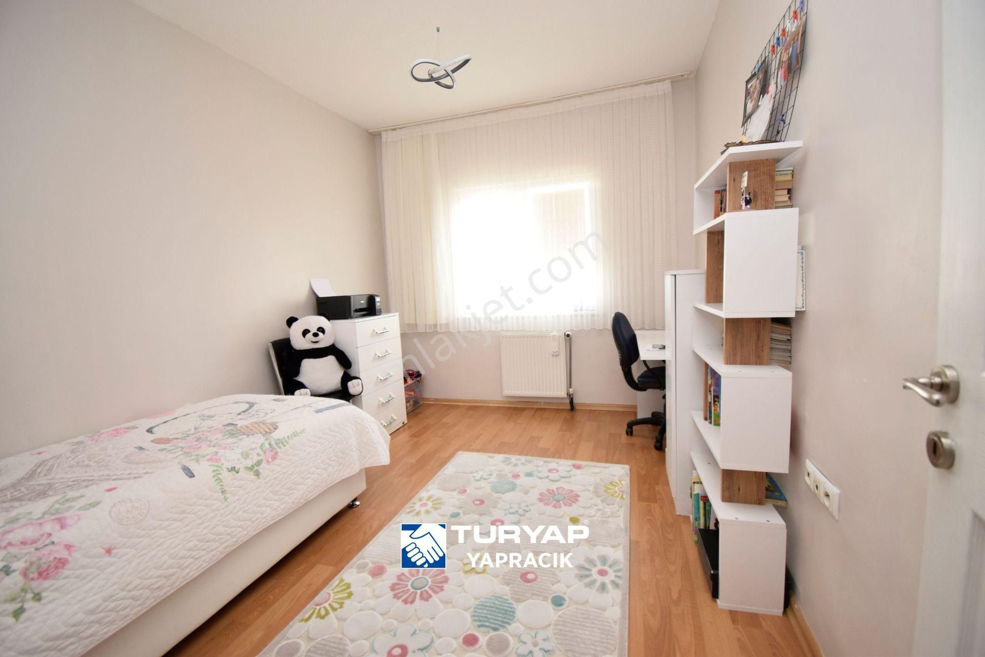 Turyap - 7.bölge'de Ulaşım/okul/s.pazarı Yanı Ön Cephe 4+1 Daire - Görsel 20