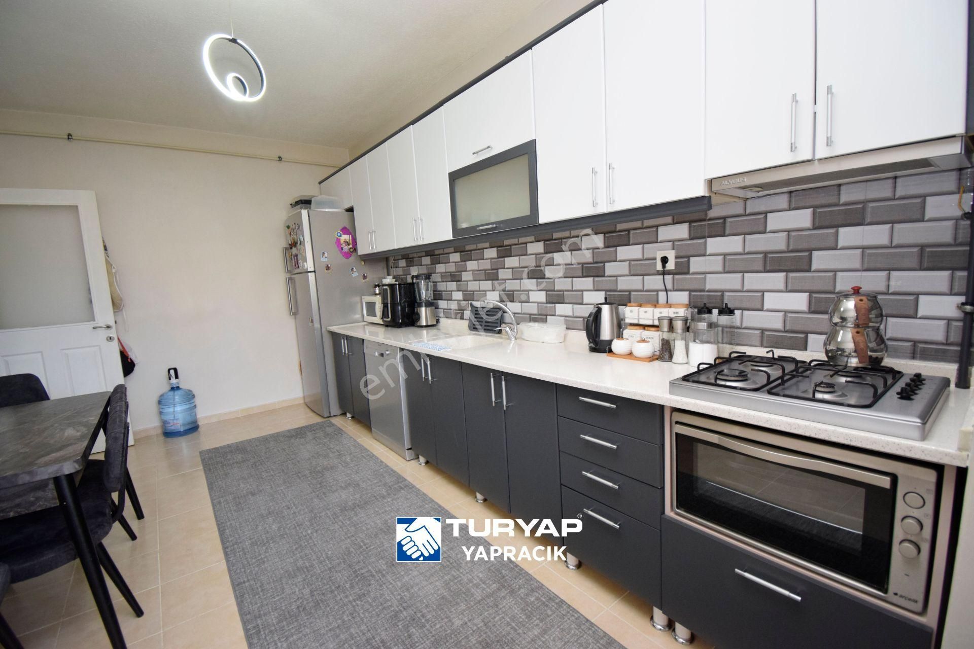 Turyap - 7.bölge'de Ulaşım/okul/s.pazarı Yanı Ön Cephe 4+1 Daire - Görsel 12