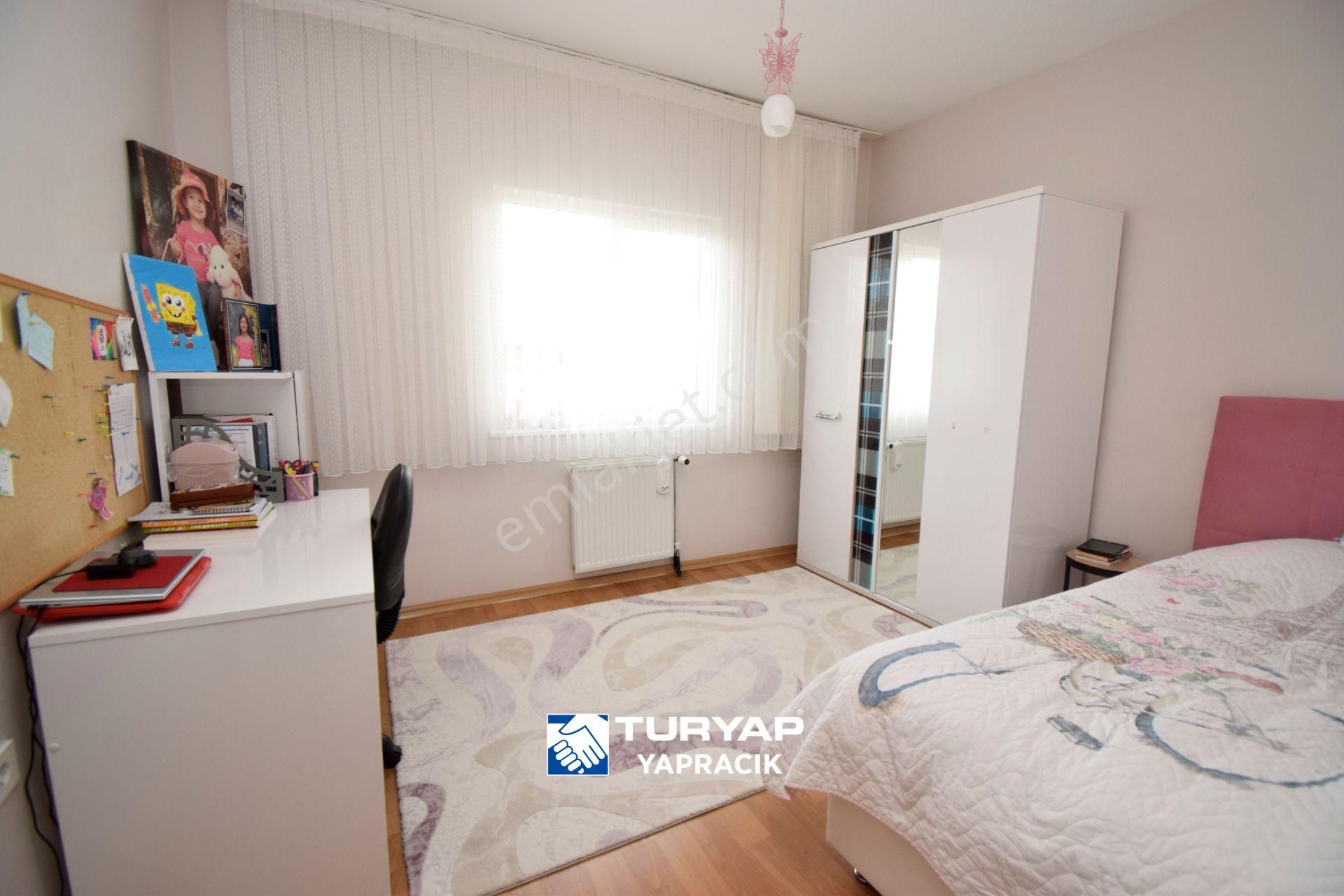 Turyap - 7.bölge'de Ulaşım/okul/s.pazarı Yanı Ön Cephe 4+1 Daire - Görsel 17