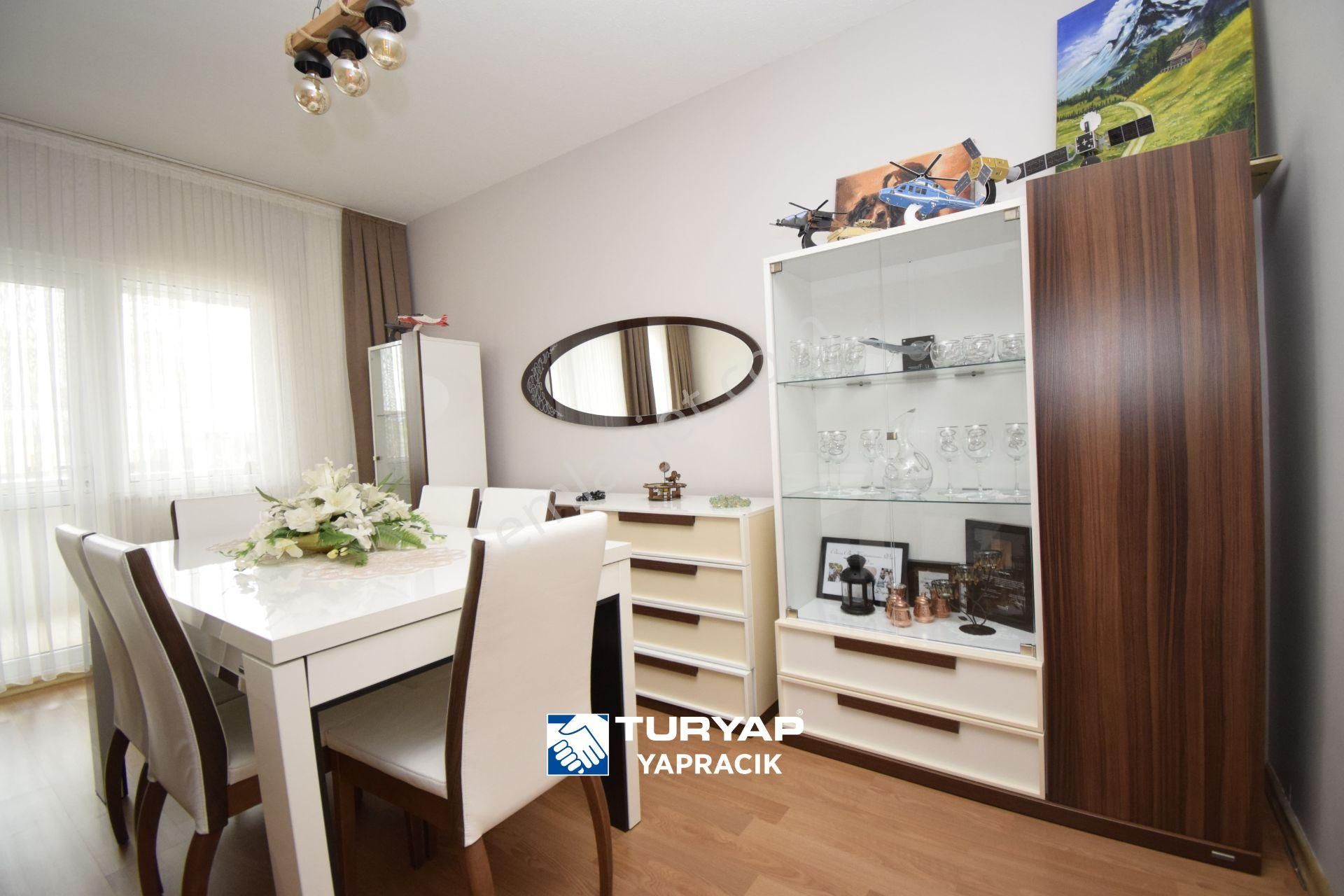 Turyap - 7.bölge'de Ulaşım/okul/s.pazarı Yanı Ön Cephe 4+1 Daire - Görsel 3